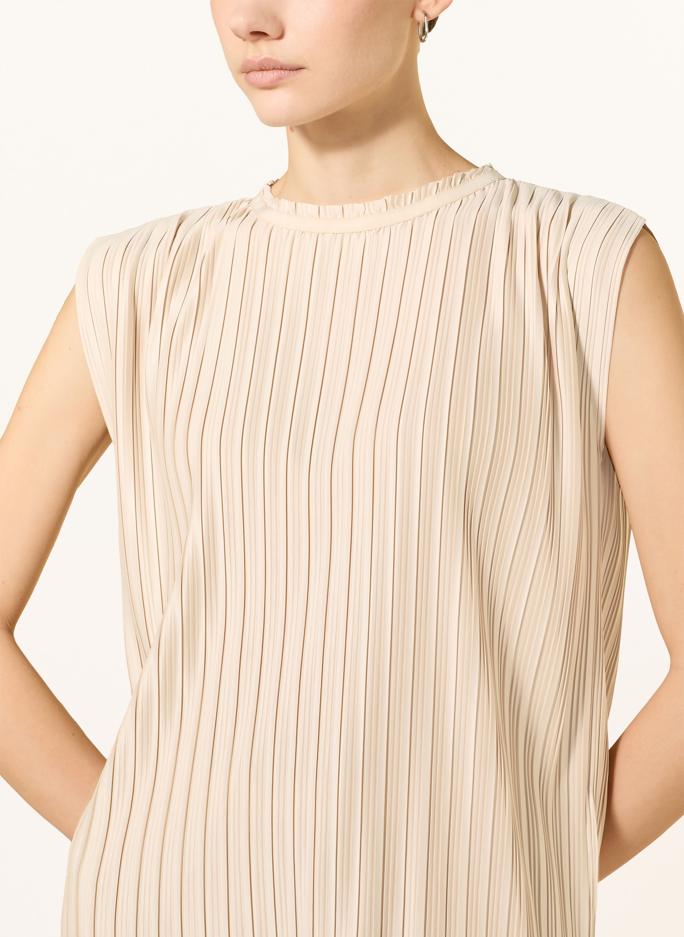 MAX & Co. Satinové halenkové top ZAINO s plisováním: BÉŽOVÁ