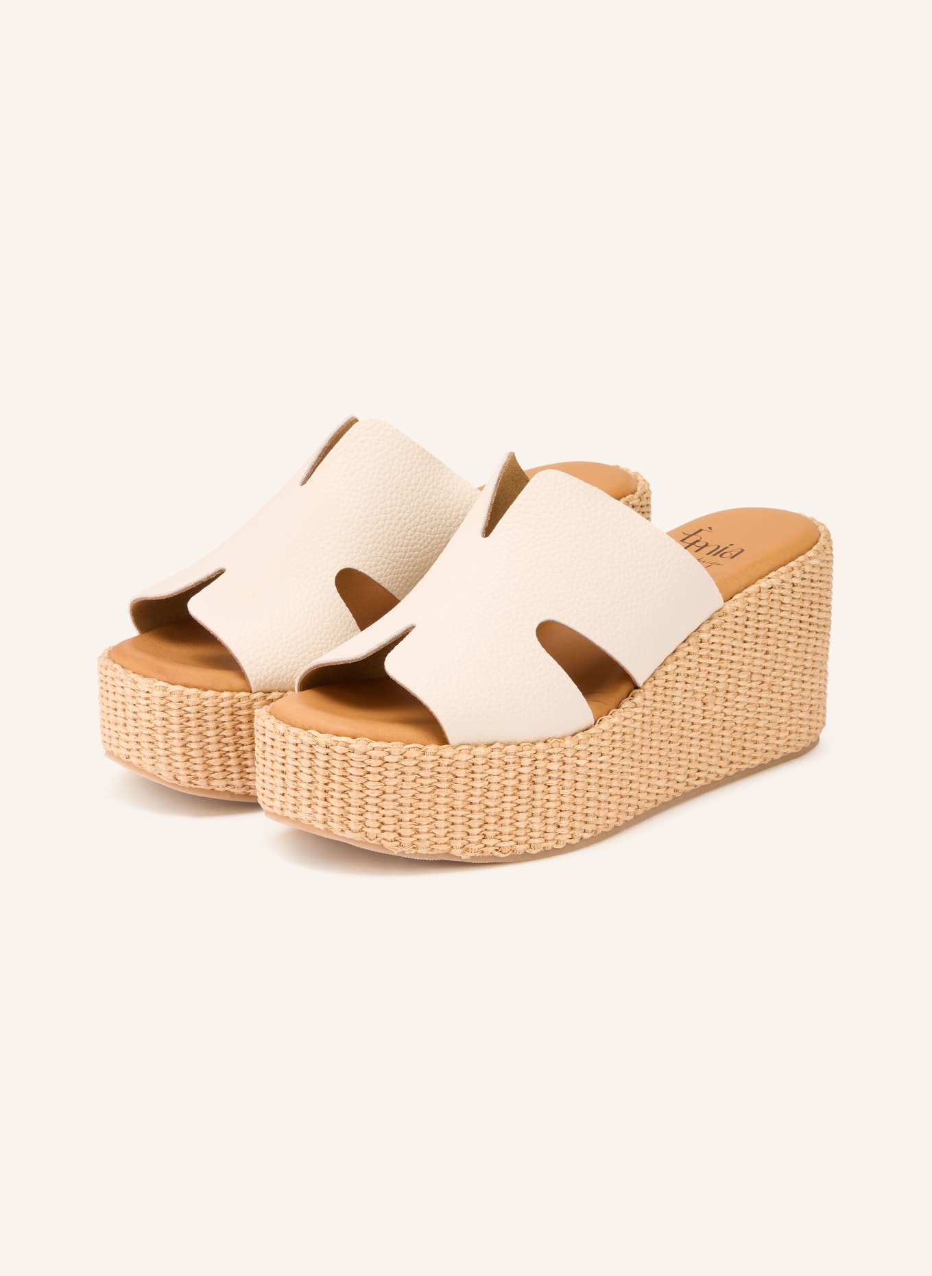 È MIA Platform wedges: ECRU