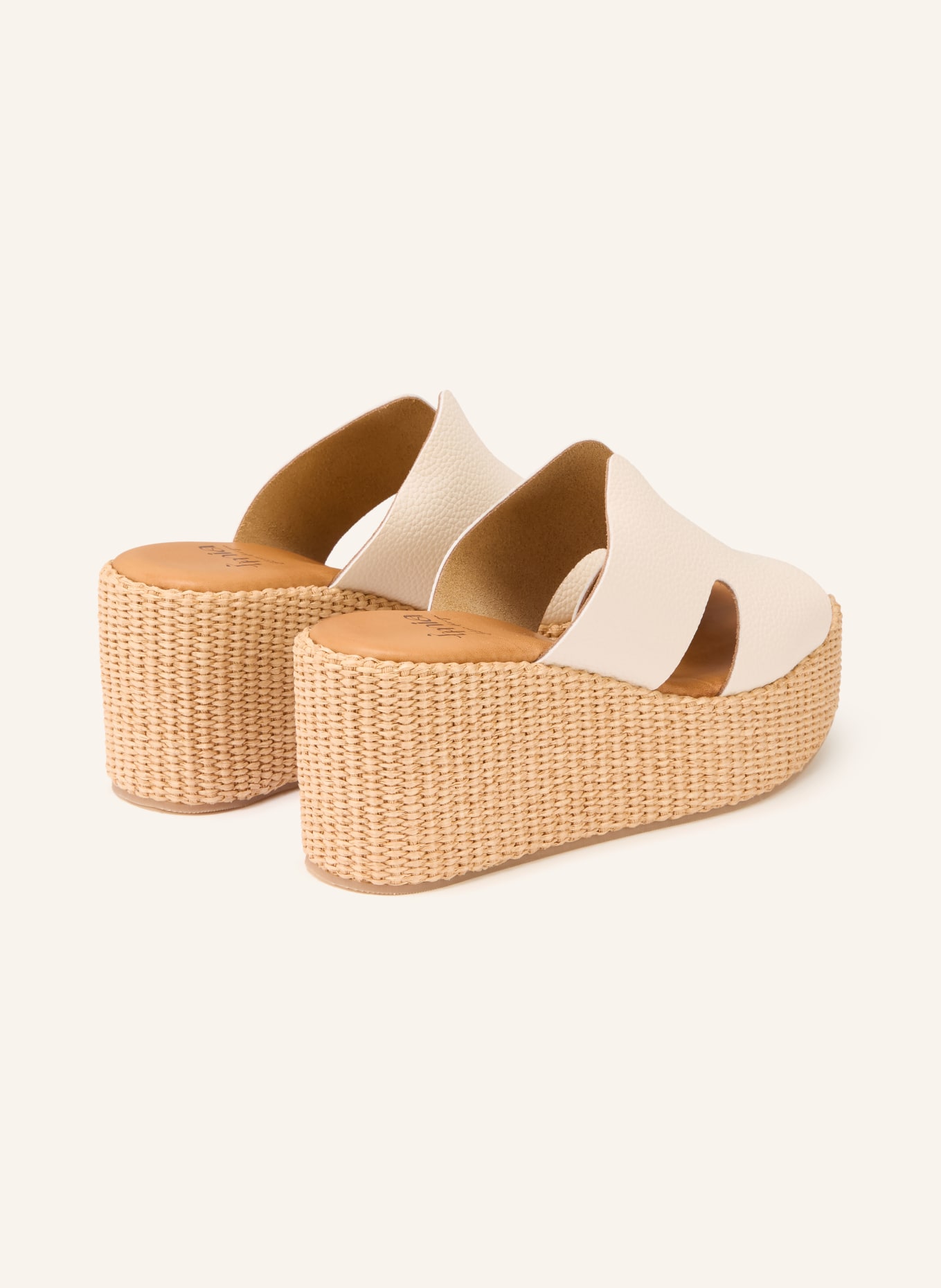 È MIA Platform wedges: ECRU