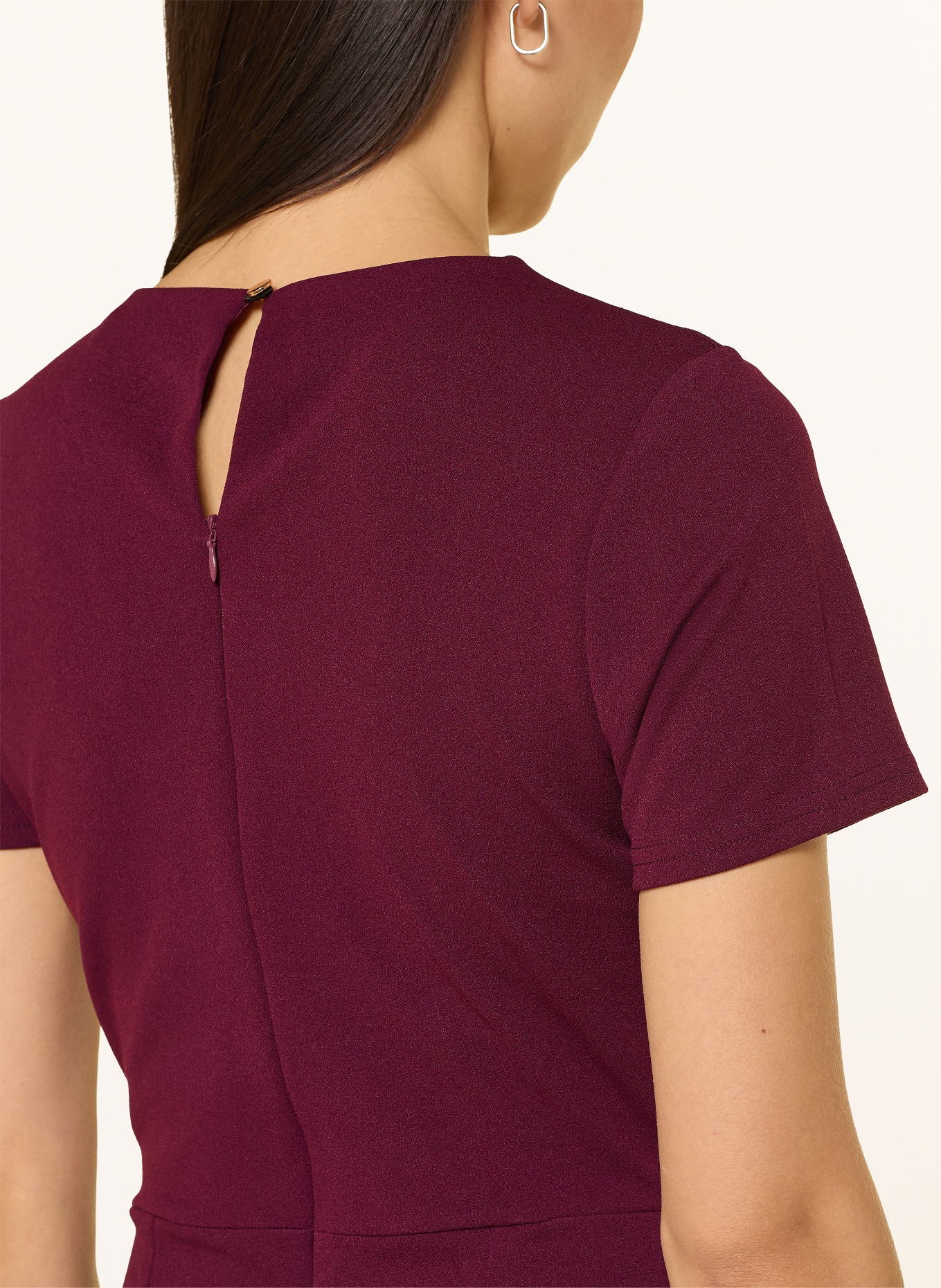 LIPSY Jumpsuit mit Cut-out: DUNKELROT