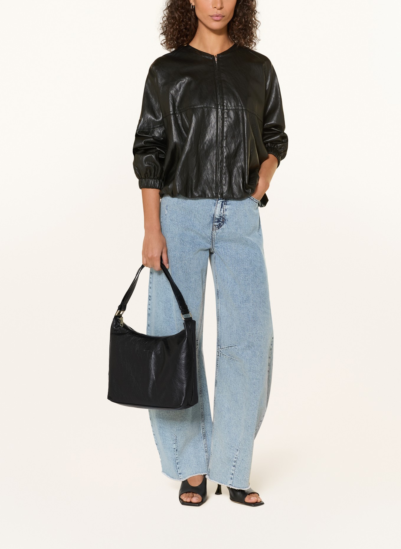 NÚNOO Sac à bandoulière RIO MOUNTAIN: NOIR