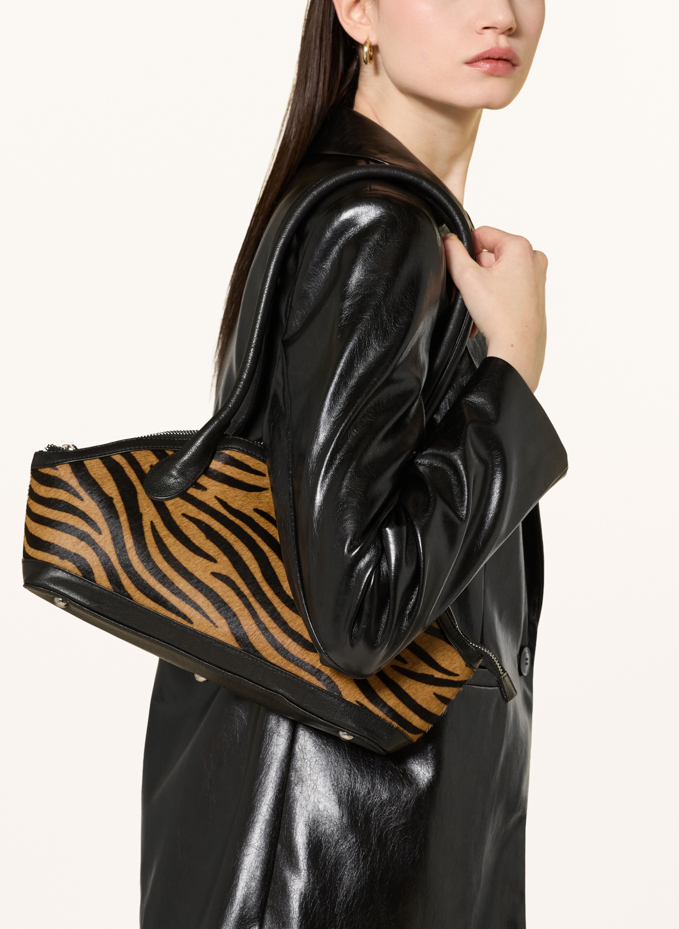 NÚNOO Schoudertas AYO STRIPES DELUXE: BRUIN / ZILVER / ZWART