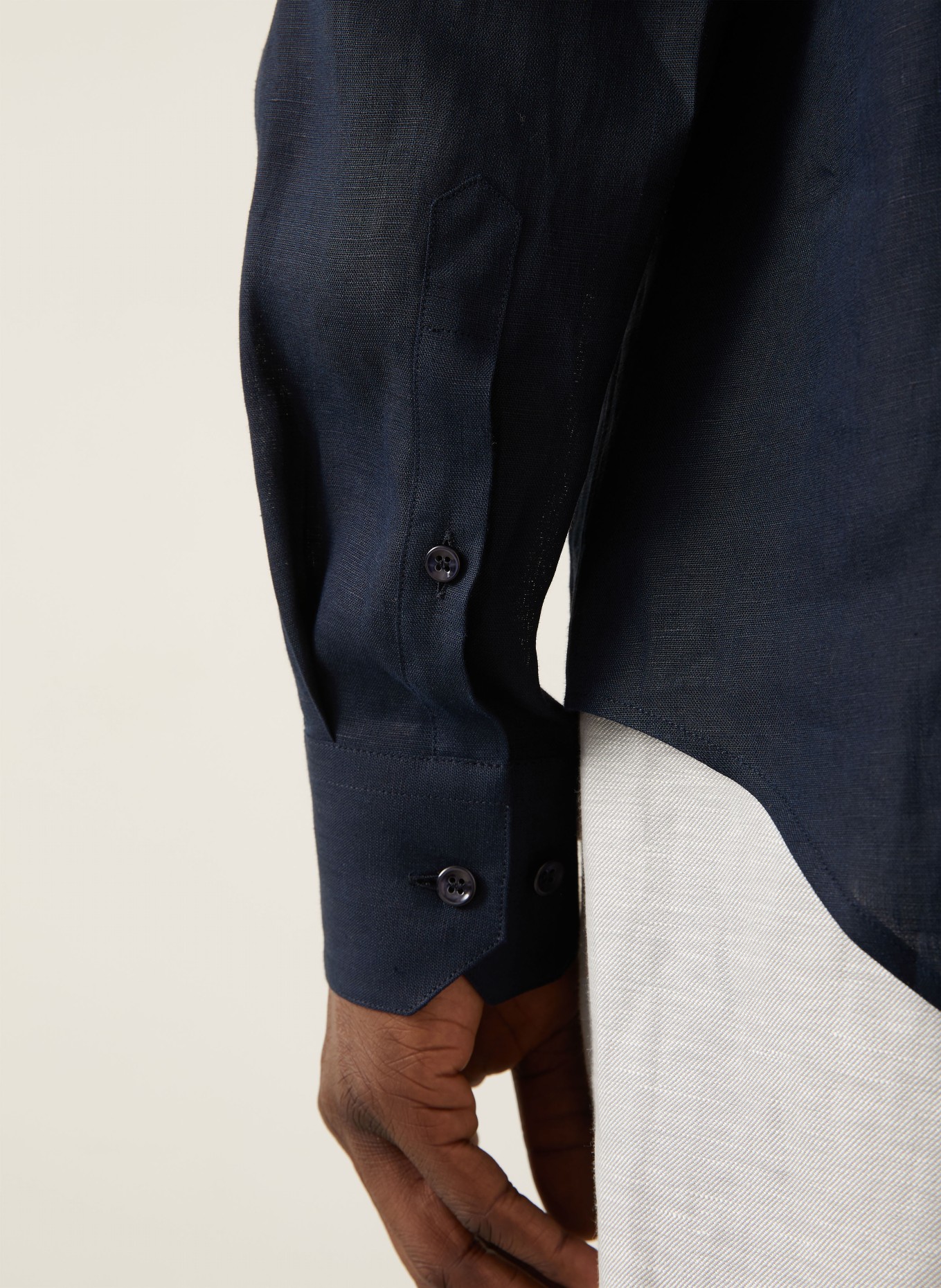 GIORGIO ARMANI Leinenhemd Regular Fit: DUNKELBLAU