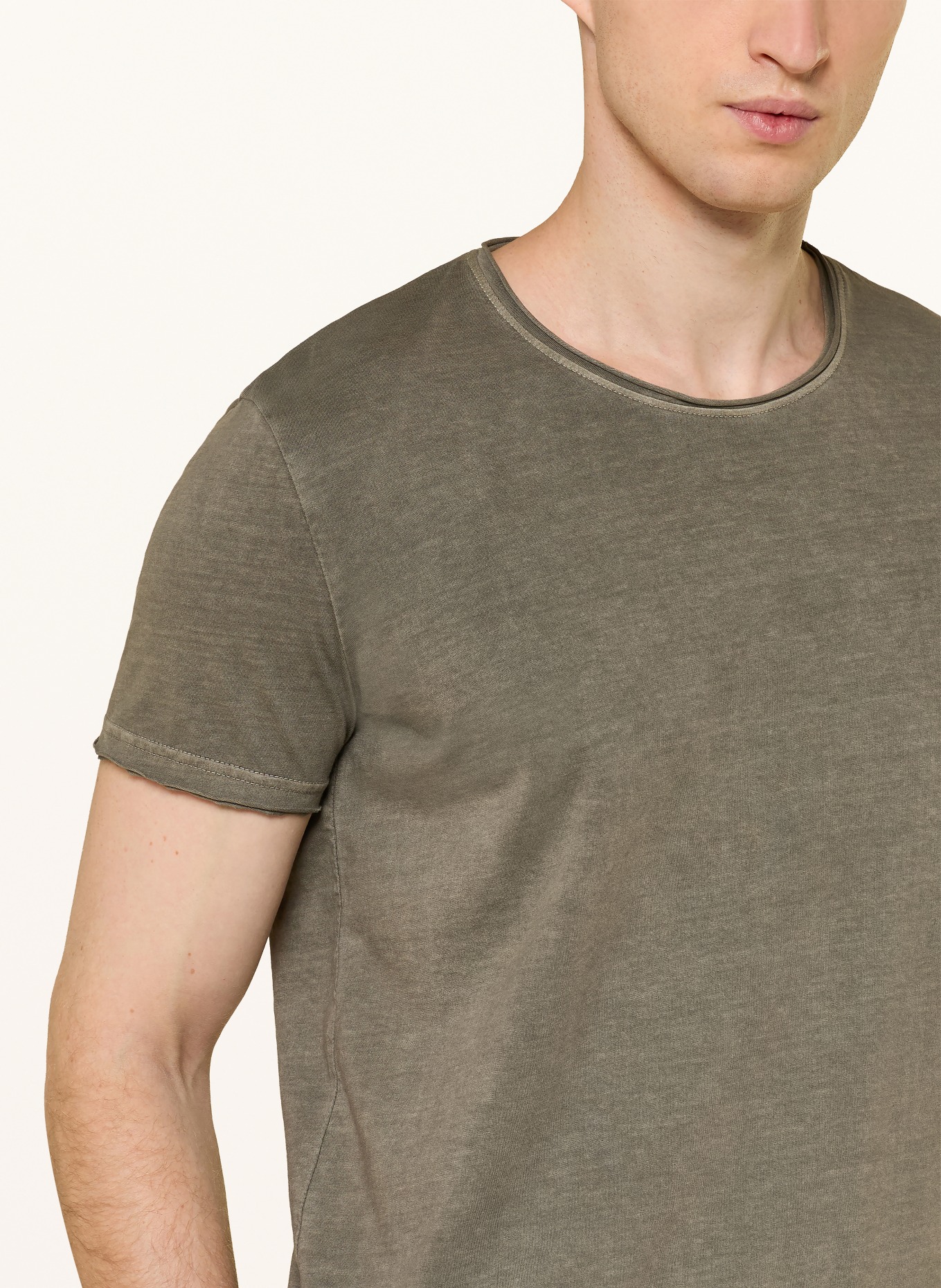 STROKESMAN'S T-Shirt: OLIV