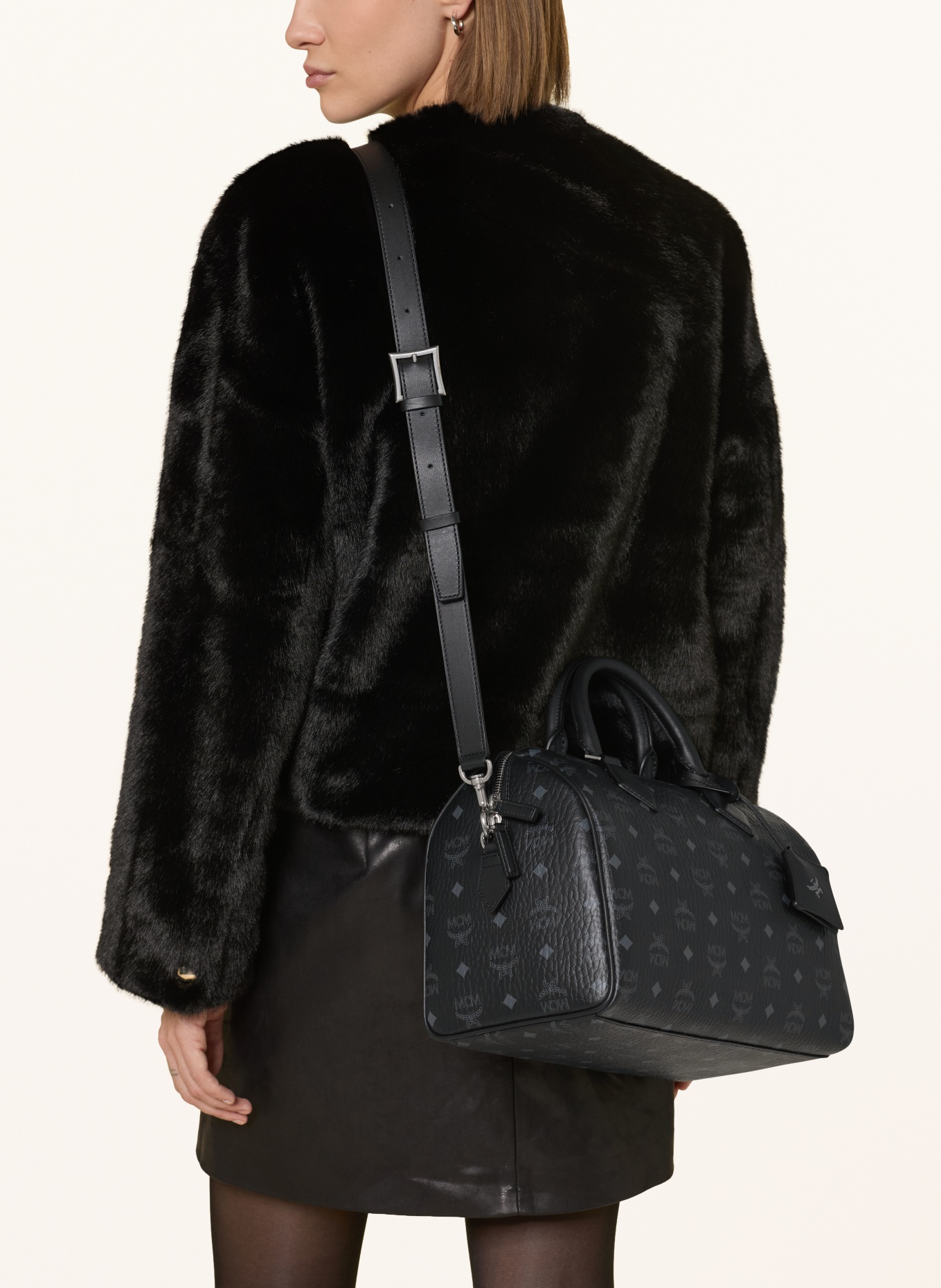 MCM Handtasche ELLA MEDIUM: SCHWARZ / SILBER / DUNKELGRAU