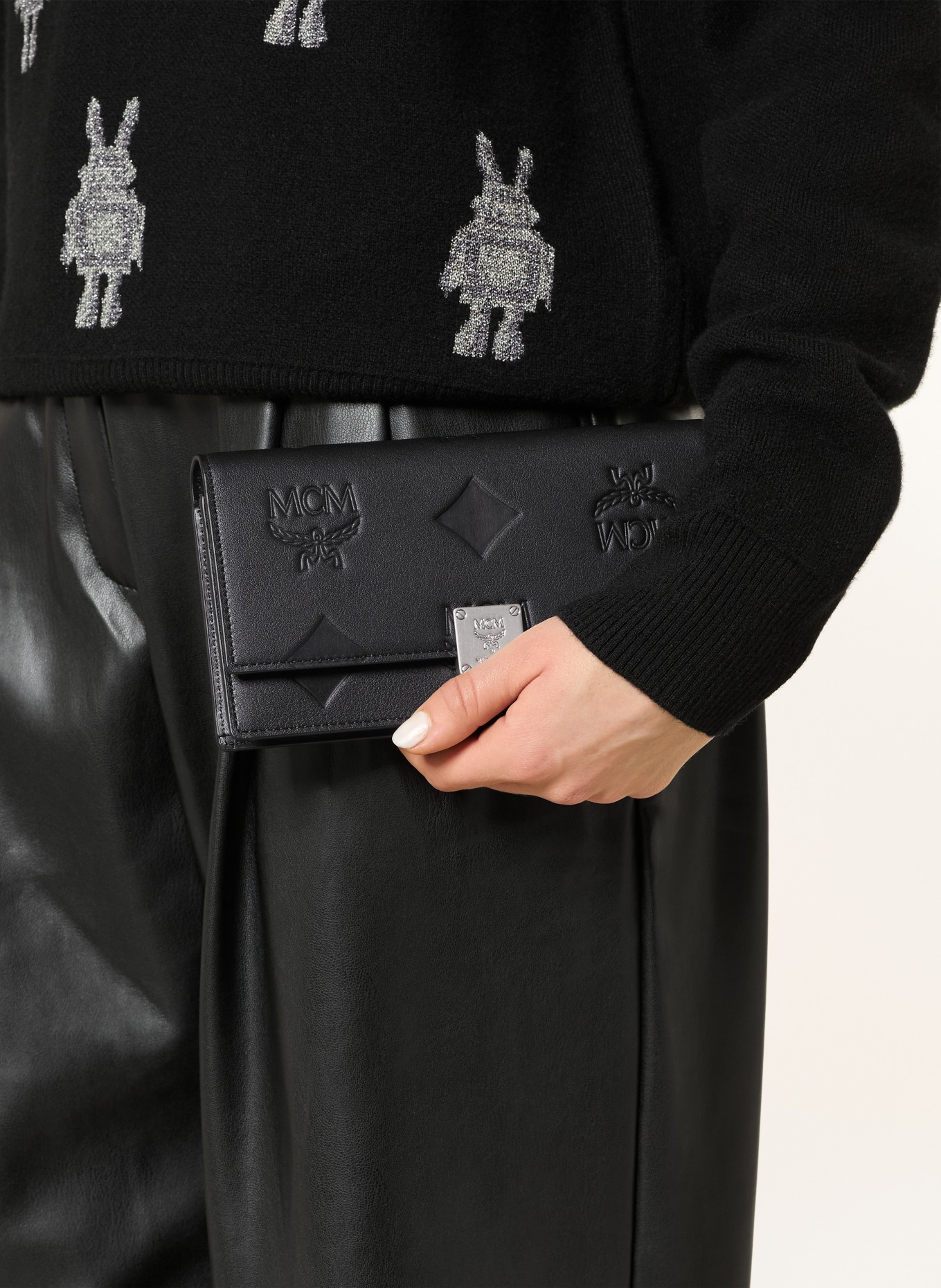 MCM Umhängetasche: SCHWARZ