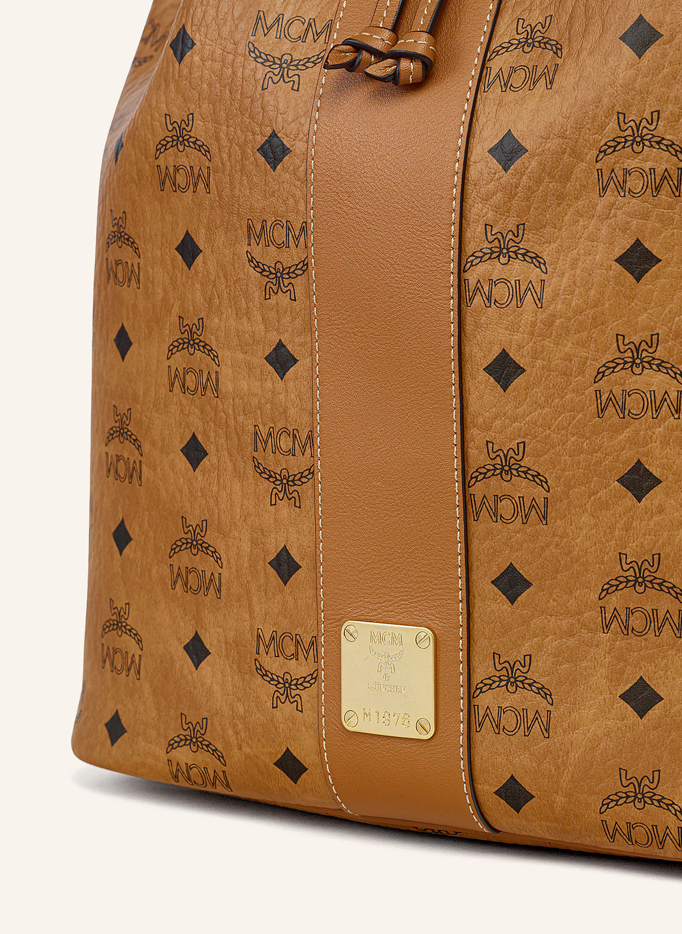 MCM Taška DESSAU IV s pouzdrem: KOŇAKOVÁ / ČERNÁ