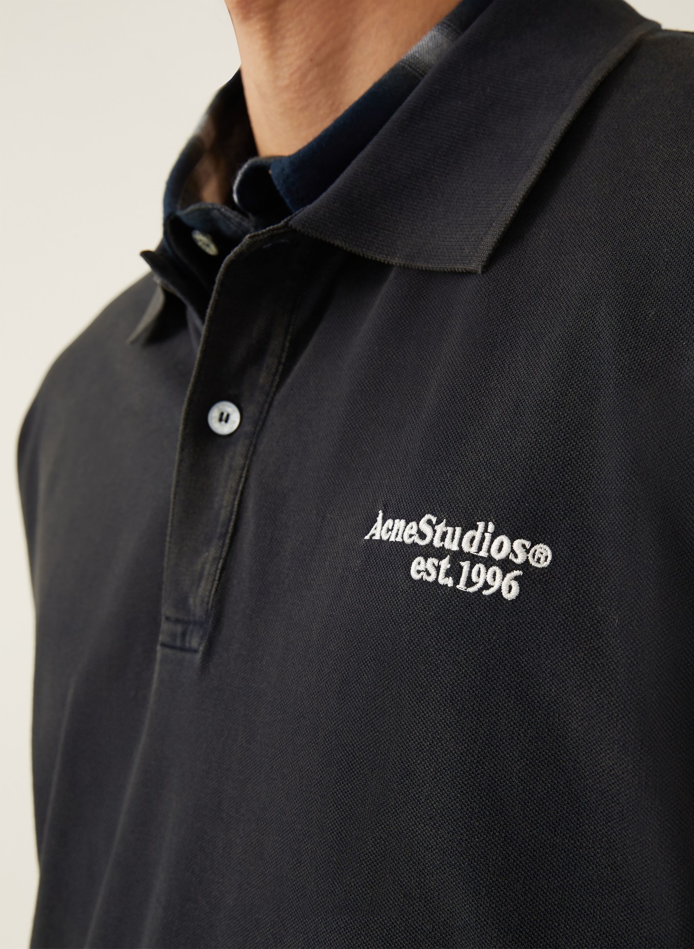 Acne Studios Piqué-Poloshirt: SCHWARZ