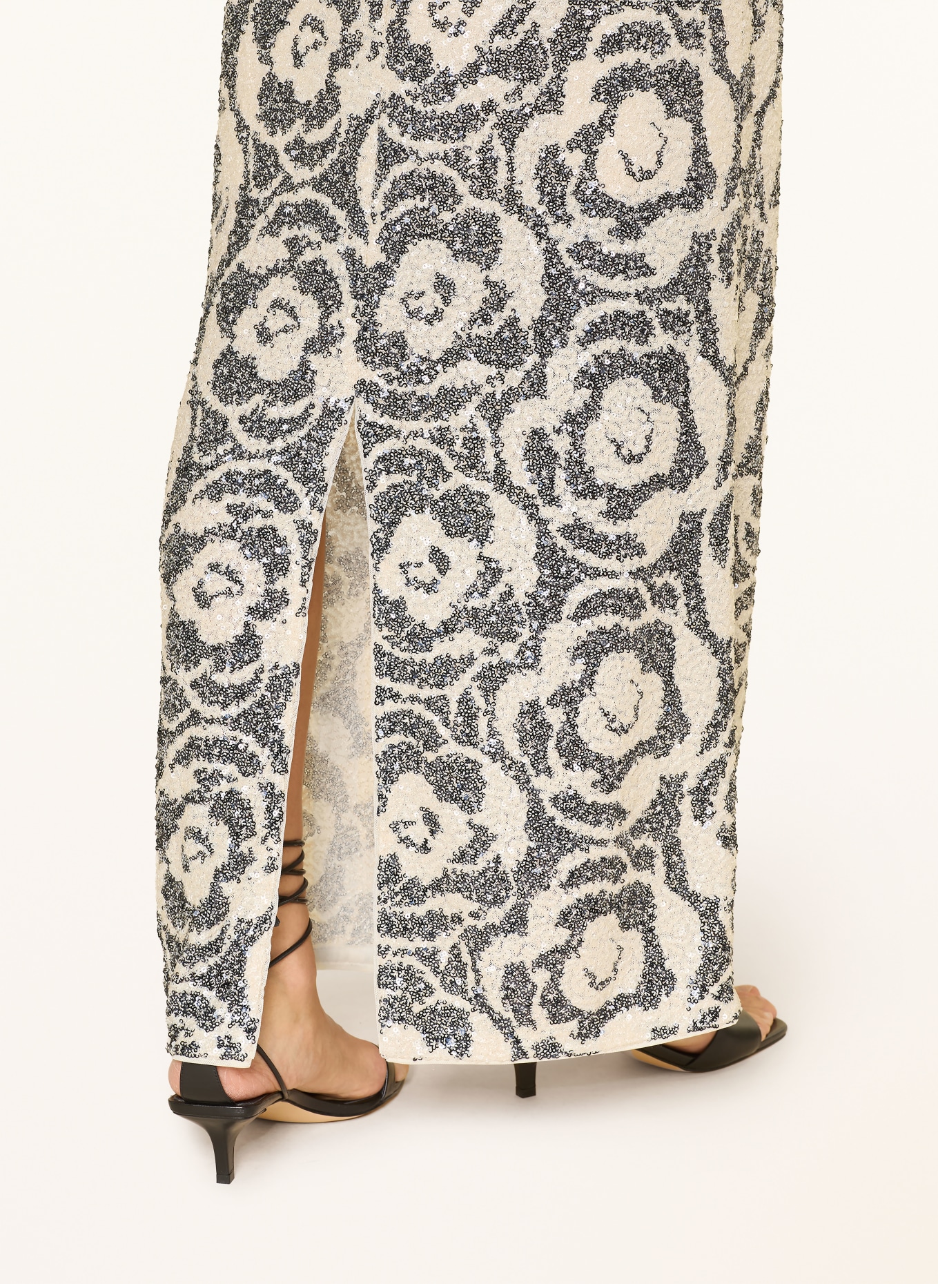 comma Rock mit Pailletten: CREME / DUNKELBLAU