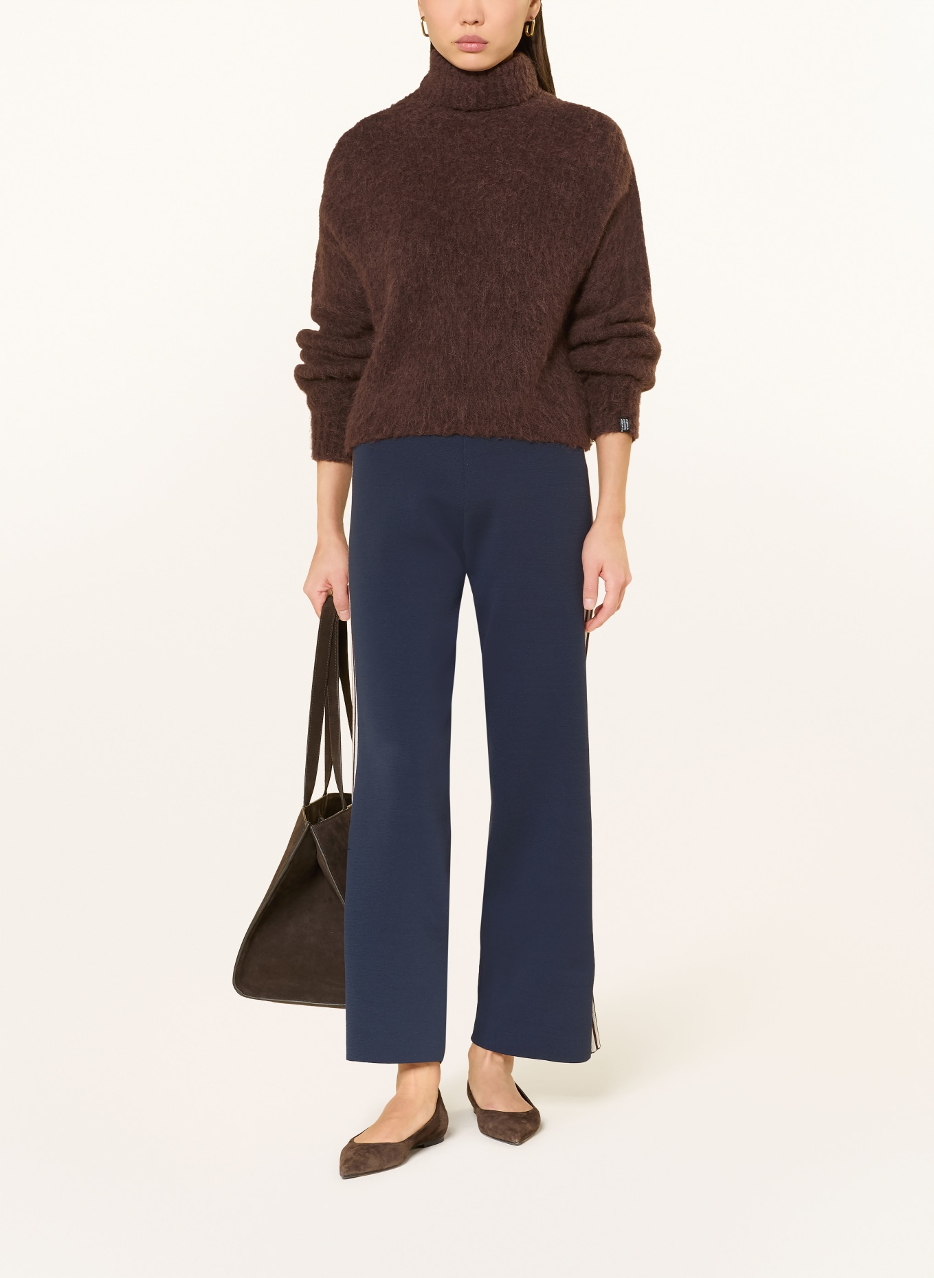 Rich & Royal Track Pants: DUNKELBLAU / BRAUN / CREME