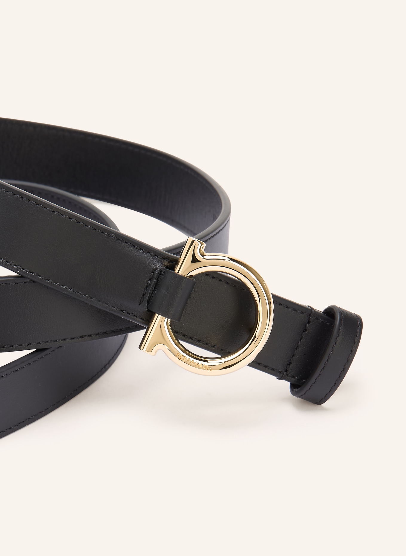 FERRAGAMO leather belt: BLACK