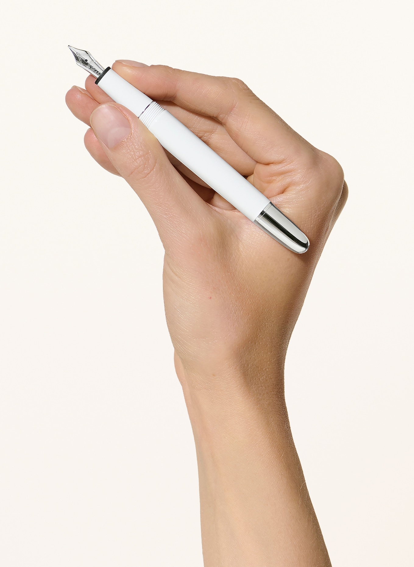 MONTBLANC Vulpen MEISTERSTÜCK WHITE CLASSIQUE: WIT / ZWART