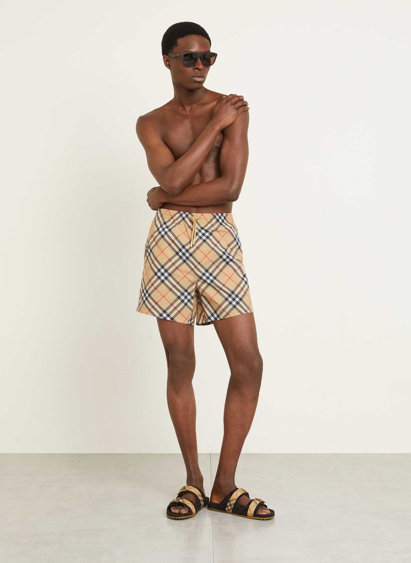 BURBERRY swim shorts: BEIGE / LIGHT RED / BLACK