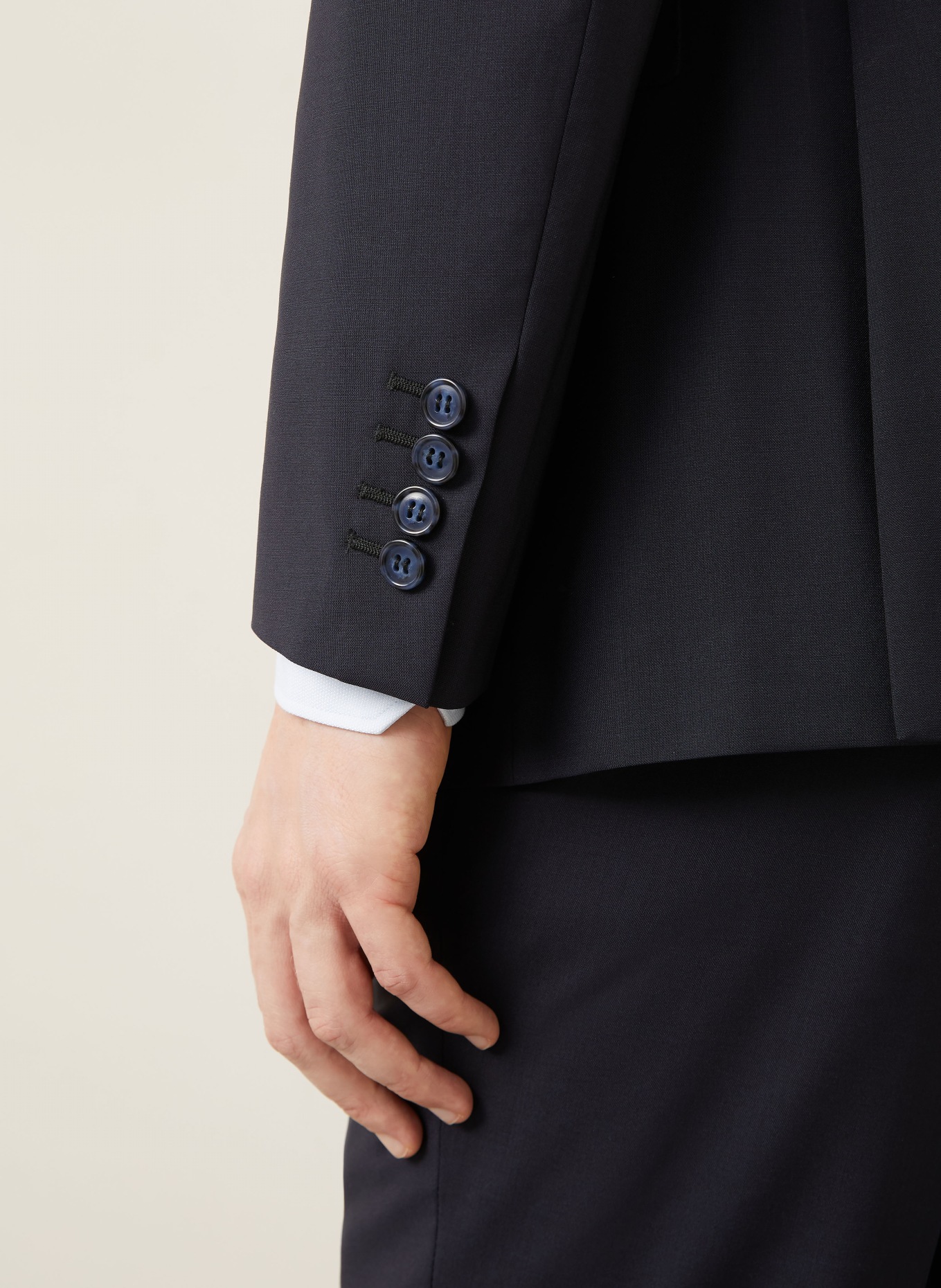 Brioni Anzug Extra Slim Fit: DUNKELBLAU