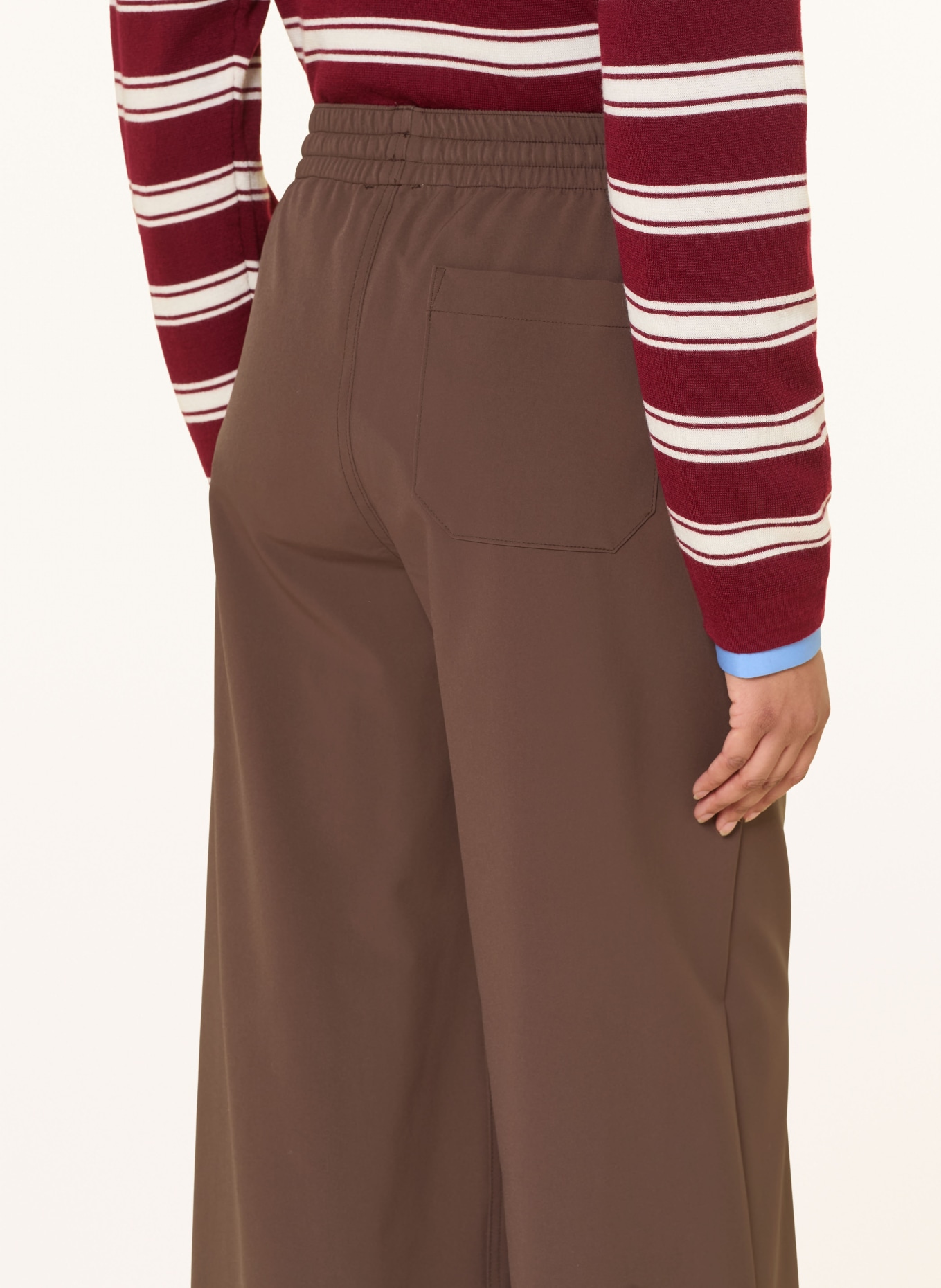 MRS & HUGS Marlene kalhoty: HNĚDÁ