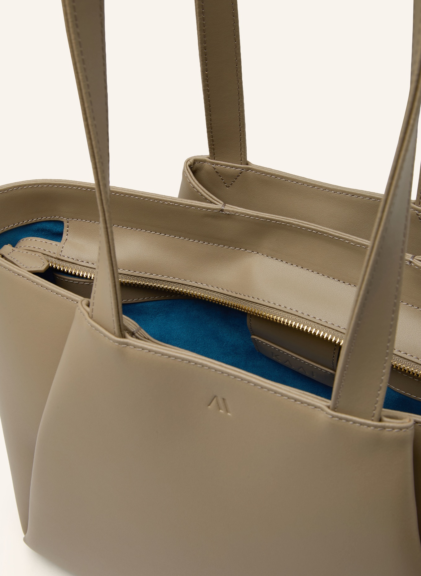 KAAI Shopper PYRAMID MEDIUM: TAUPE