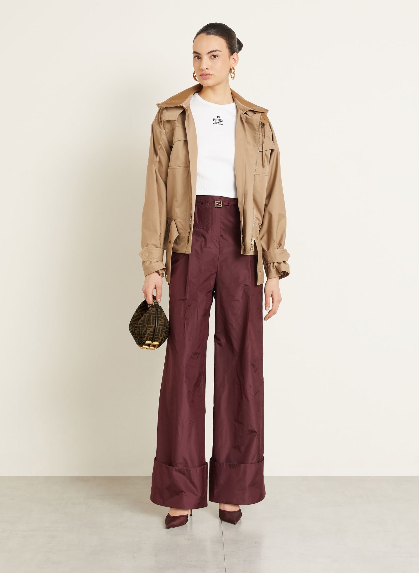 FENDI Umhängetasche FENDIGRAPH MINI: SCHWARZ / GOLD