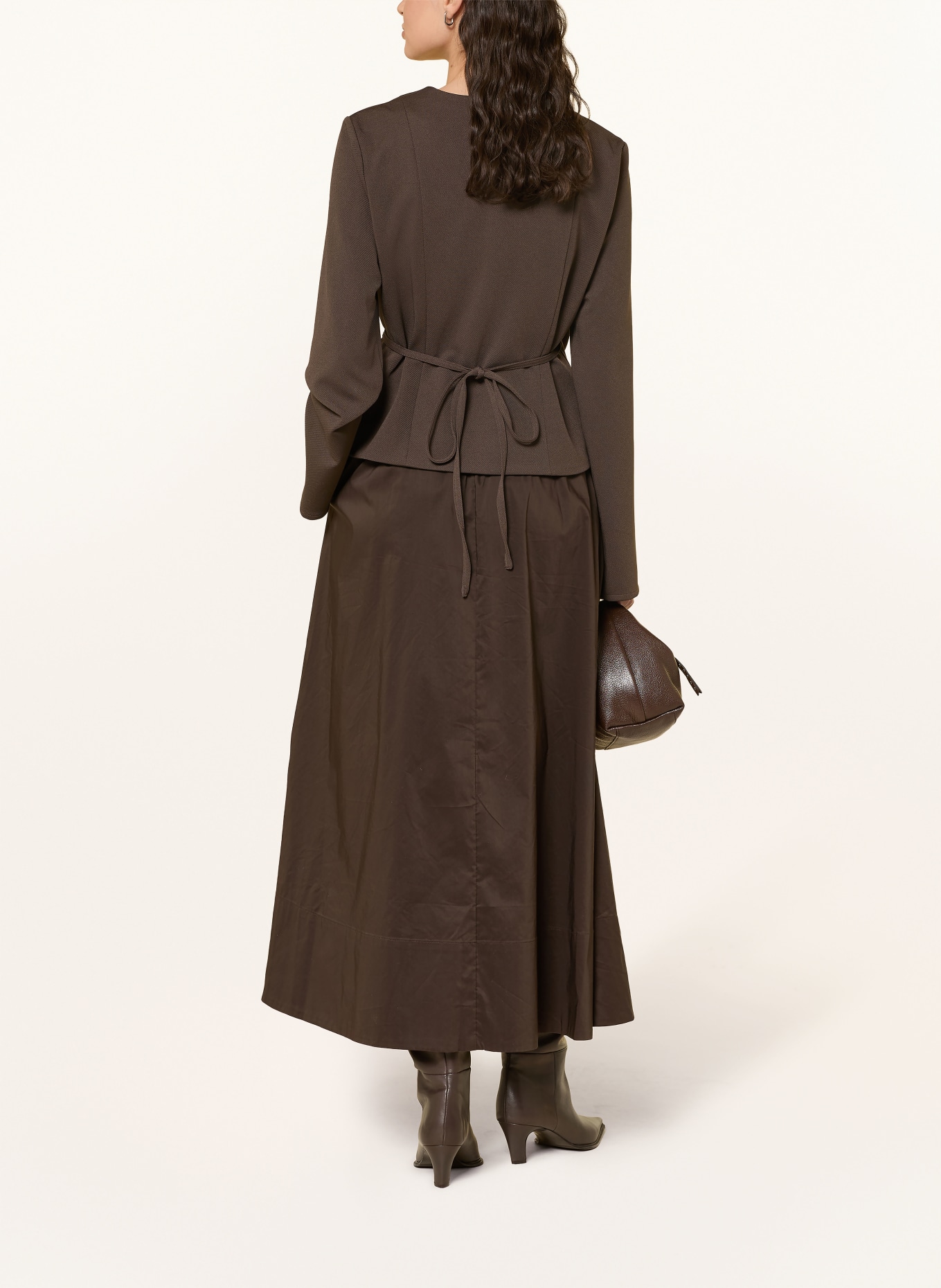 NEO NOIR Zavinovací halenka SIMMI: TMAVĚ HNĚDÁ