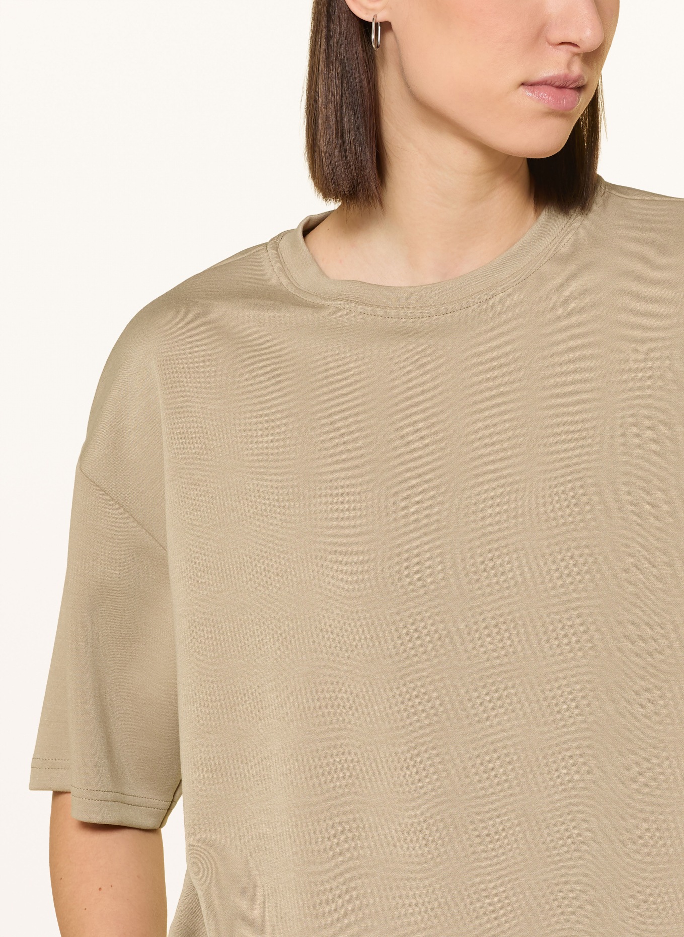 darling harbour T-Shirt: TAUPE