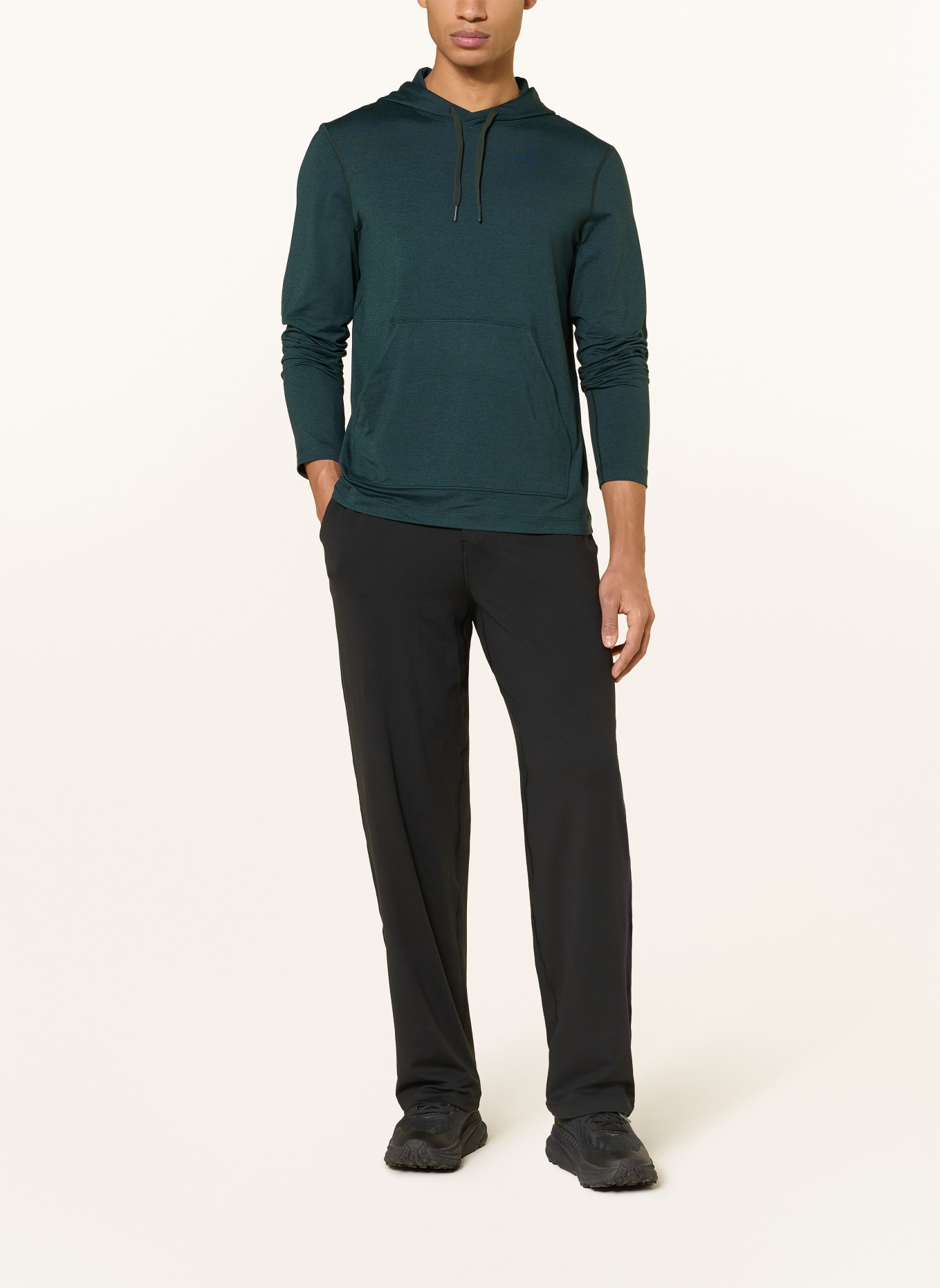 lululemon Tepláky SOFT JERSEY: ČERNÁ