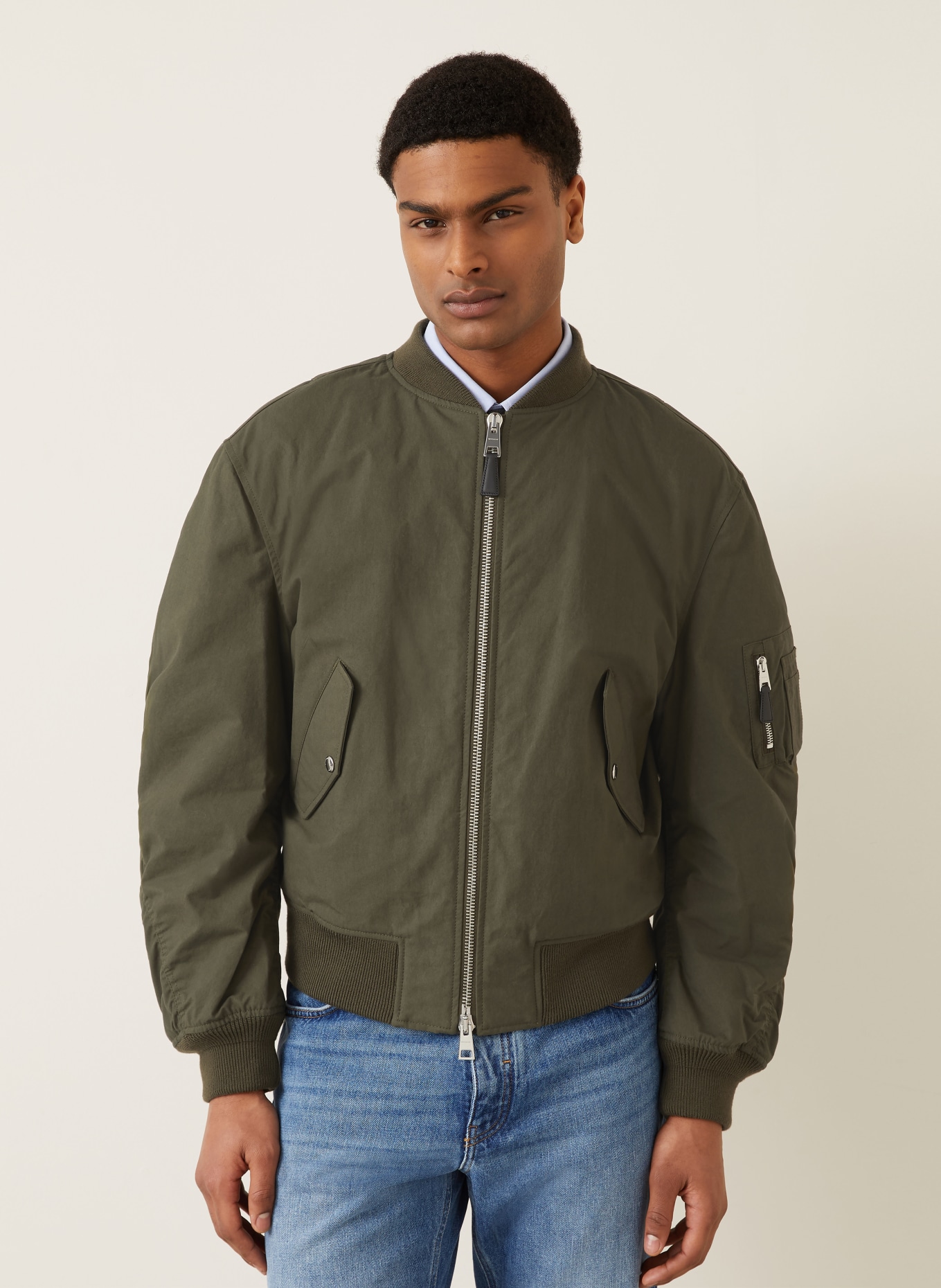 GIVENCHY Blouson: KHAKI / SCHWARZ