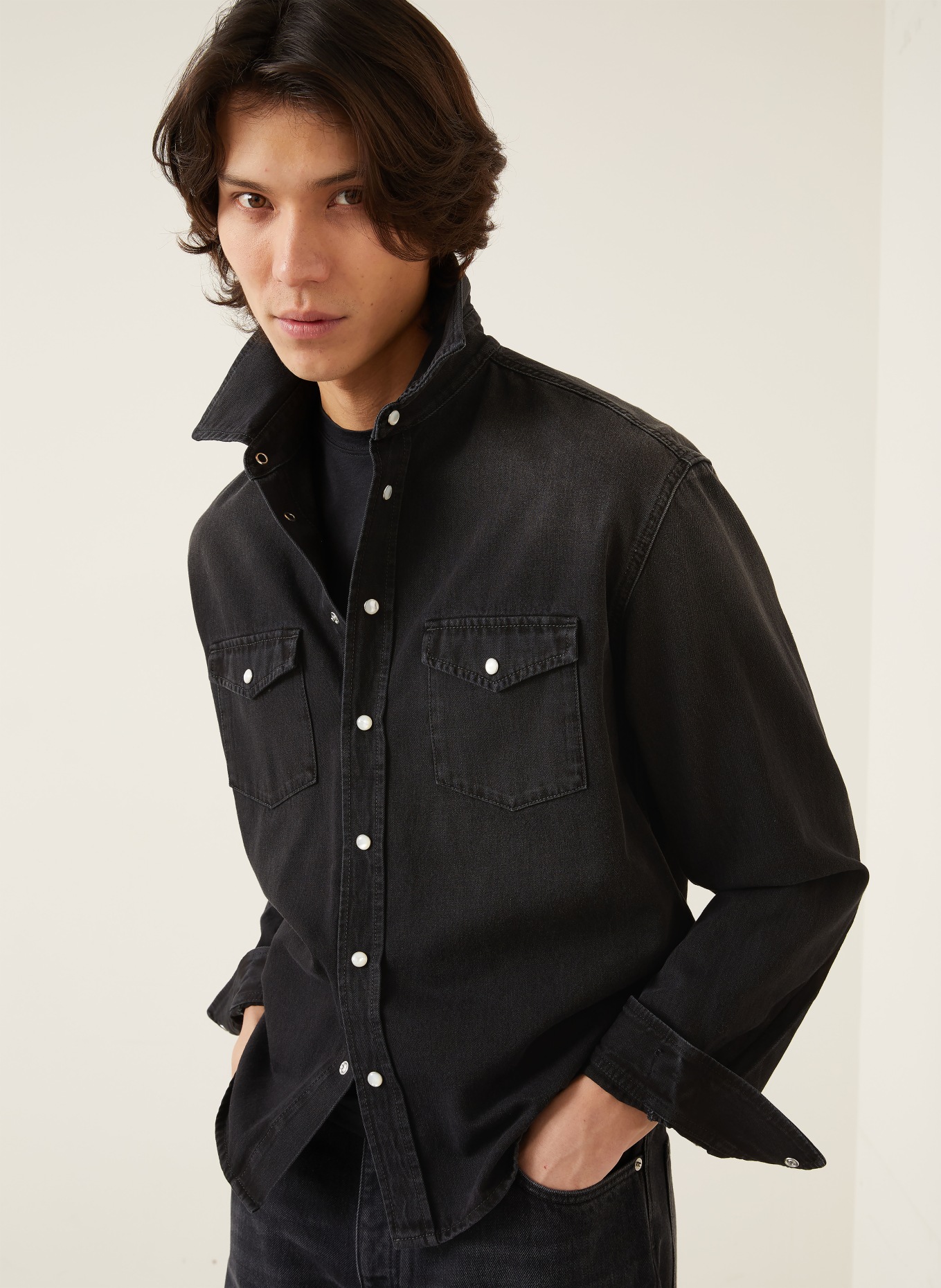 GIVENCHY Jeanshemd Regular Fit: SCHWARZ