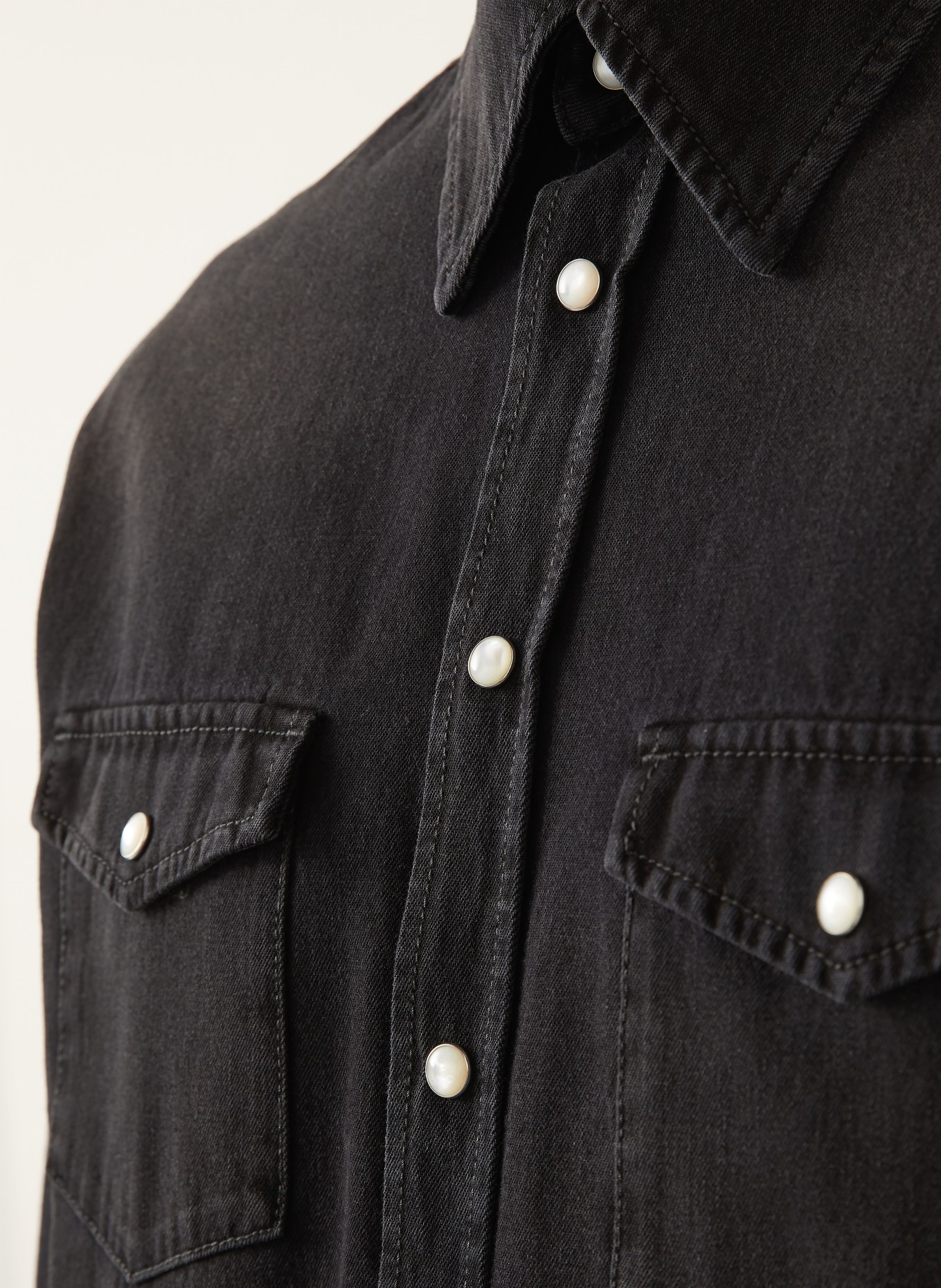 GIVENCHY Jeanshemd Regular Fit: SCHWARZ