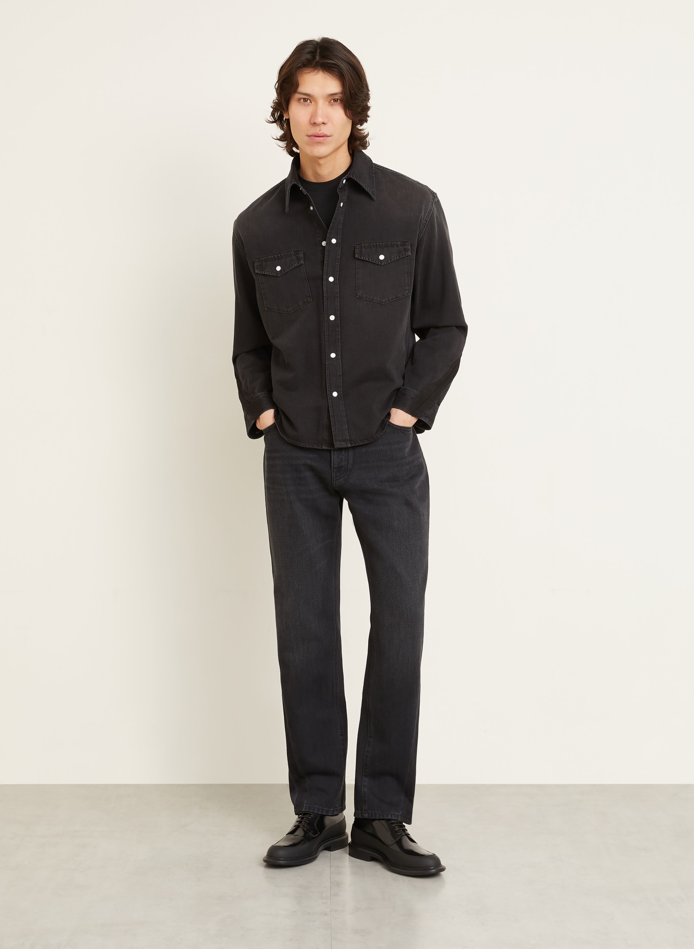 GIVENCHY Straight Fit Jeans: 001 BLACK