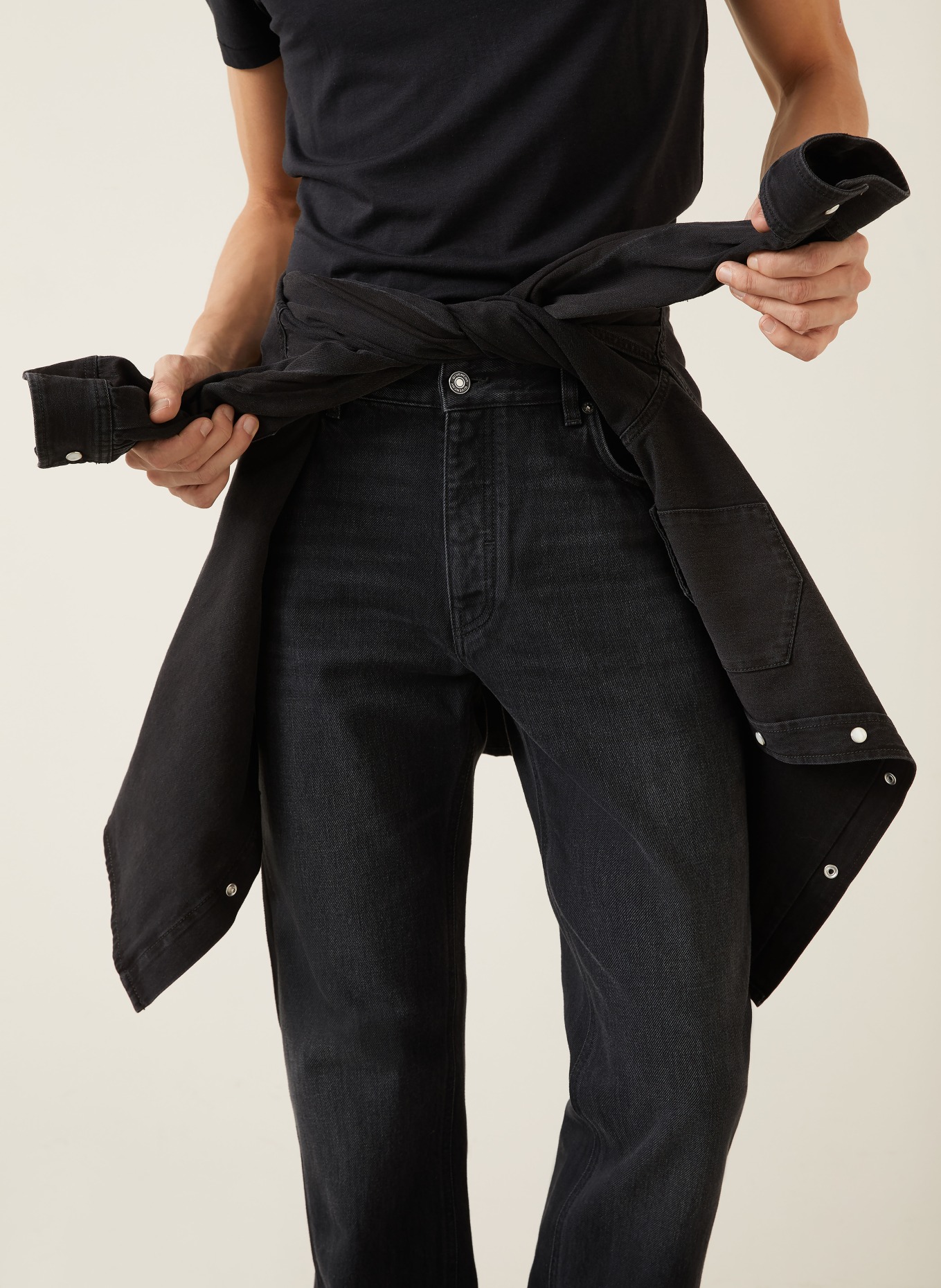 GIVENCHY Straight Fit Jeans: 001 BLACK