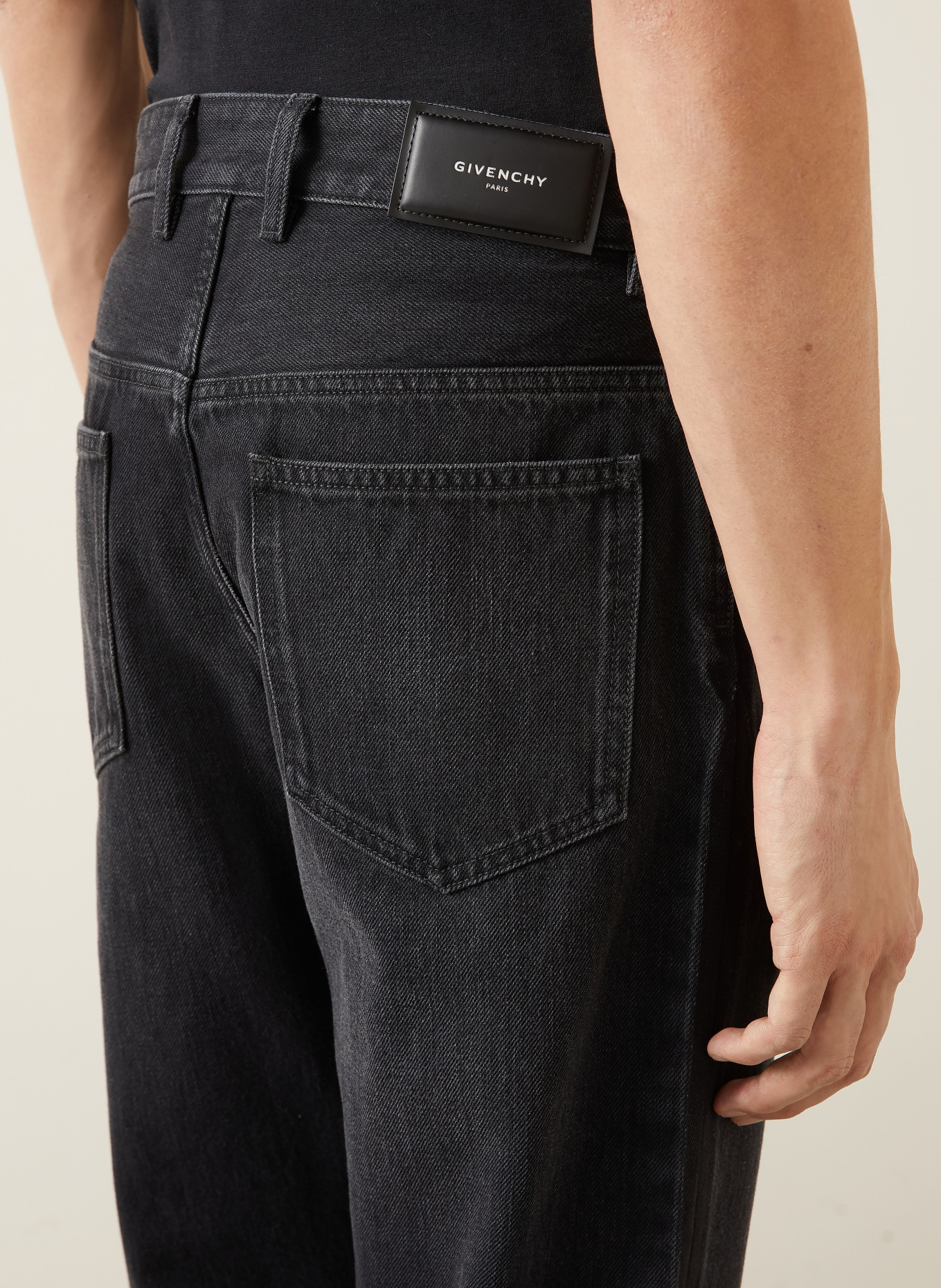 GIVENCHY Straight Fit Jeans: 001 BLACK