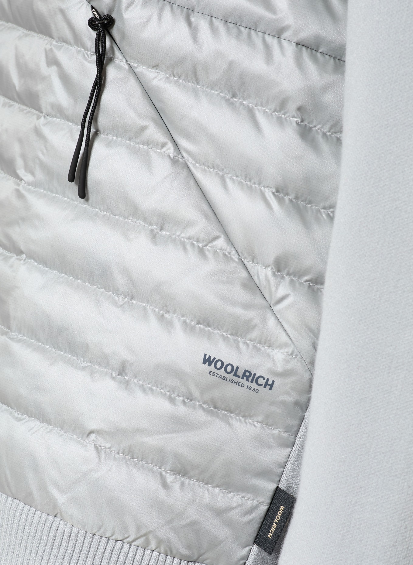 WOOLRICH Daunenjacke ALLEN  im Materialmix: BLAUGRAU