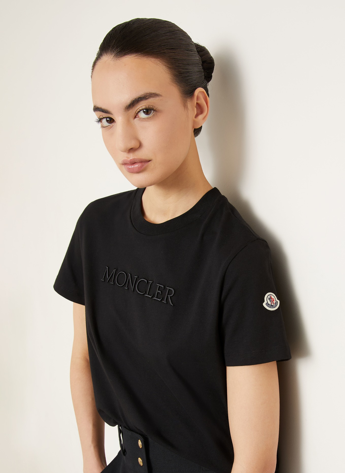 MONCLER tričko: ČERNÁ