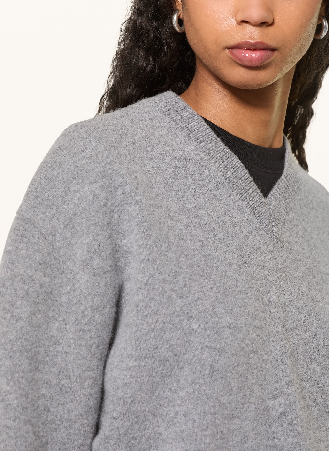 COS Pullover: GRAU
