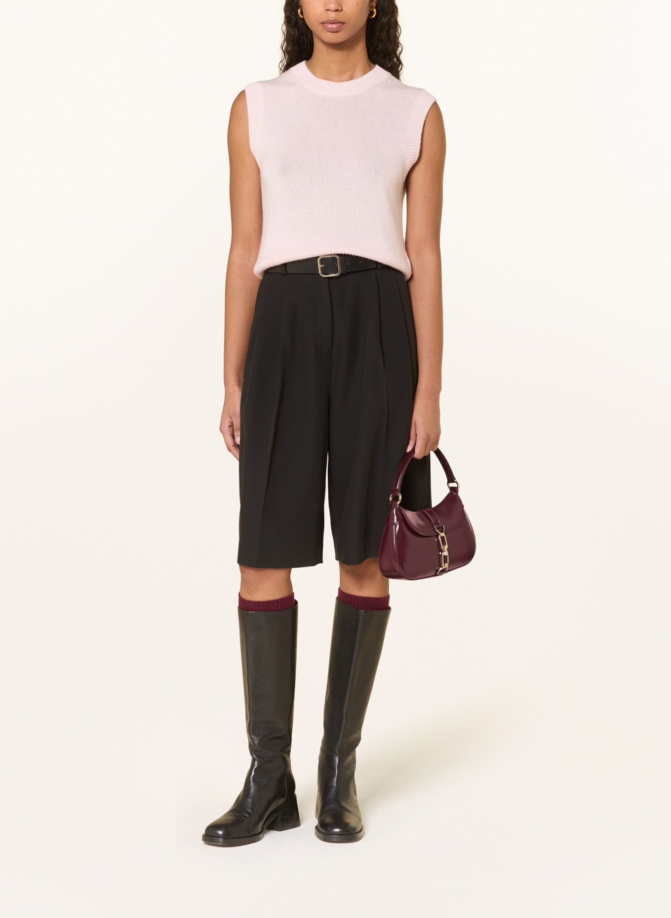 CHARLES & KEITH  Handtasche AGATHA SMALL: DUNKELROT / GOLD