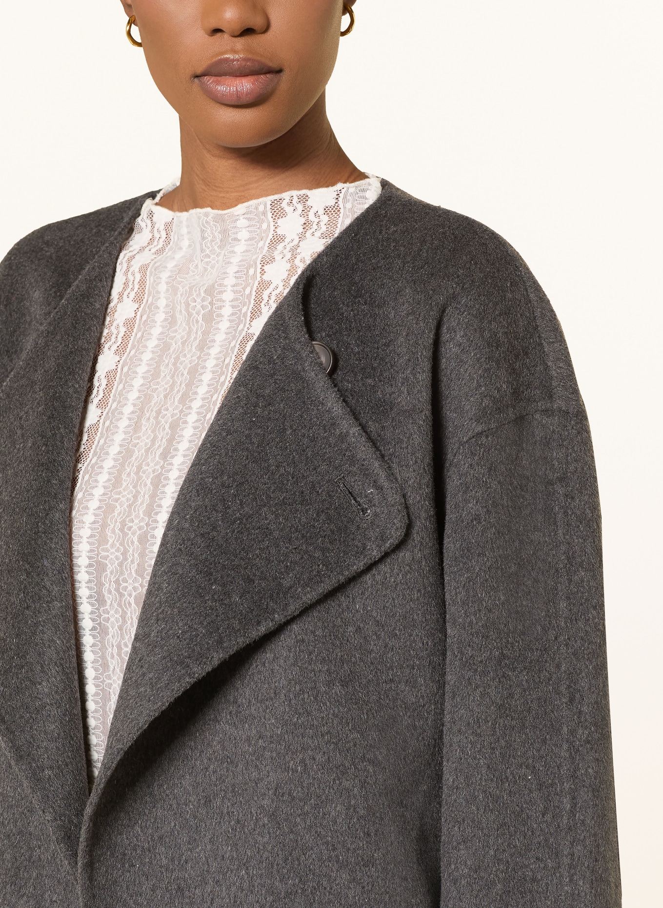 MRS & HUGS kabátová bunda: TMAVĚ ŠEDÁ