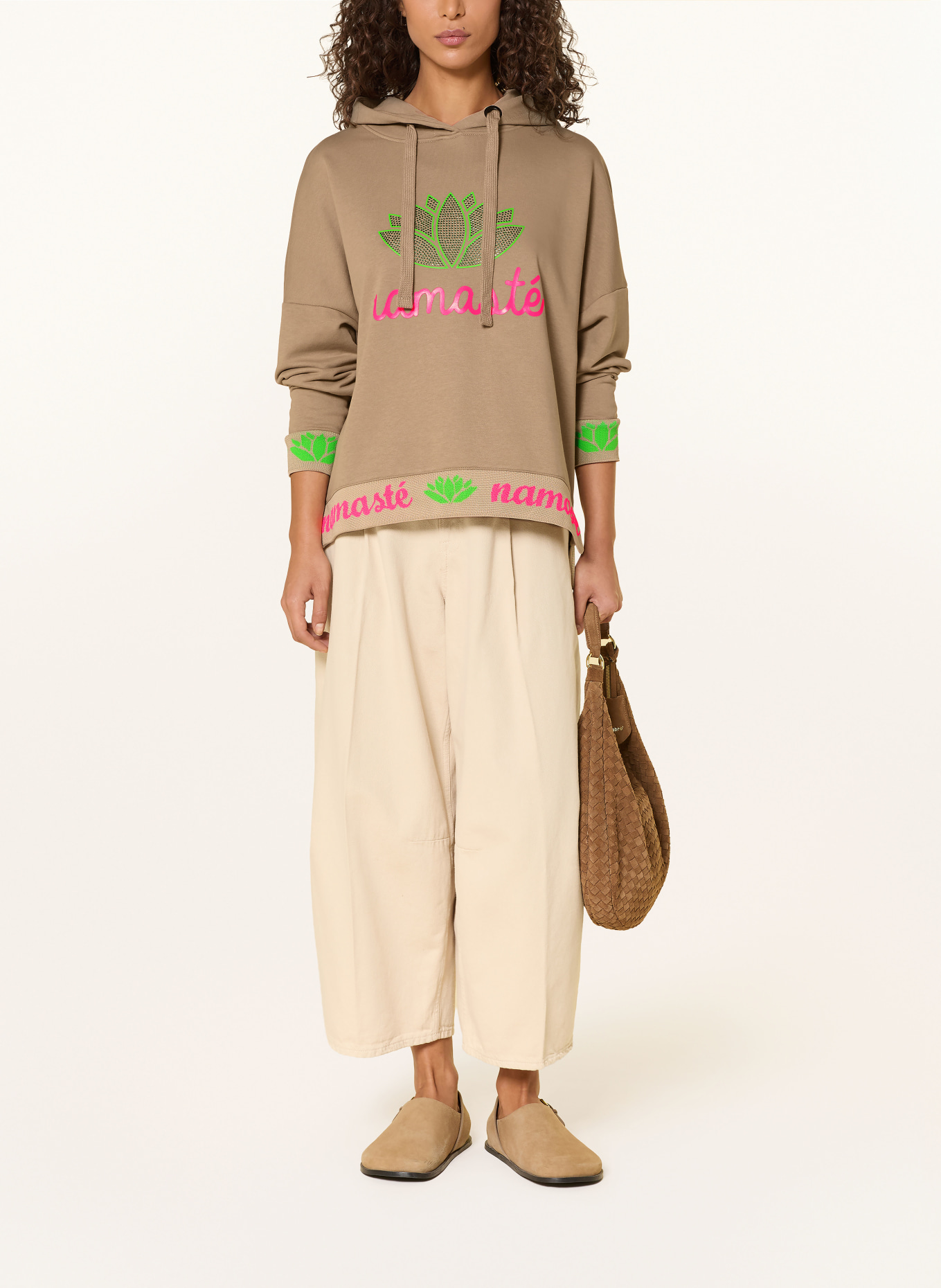 miss goodlife Hoodie mit Schmucksteinen: BEIGE / NEONPINK / GRÜN