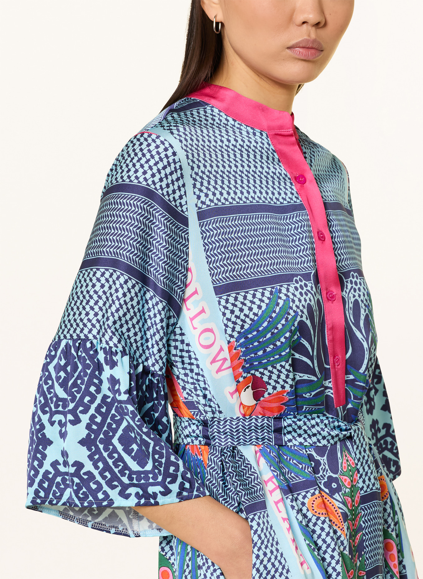 miss goodlife Satinové šaty PALIFLAIR: TMAVĚ MODRÁ / RŮŽOVÁ / MODRÁ