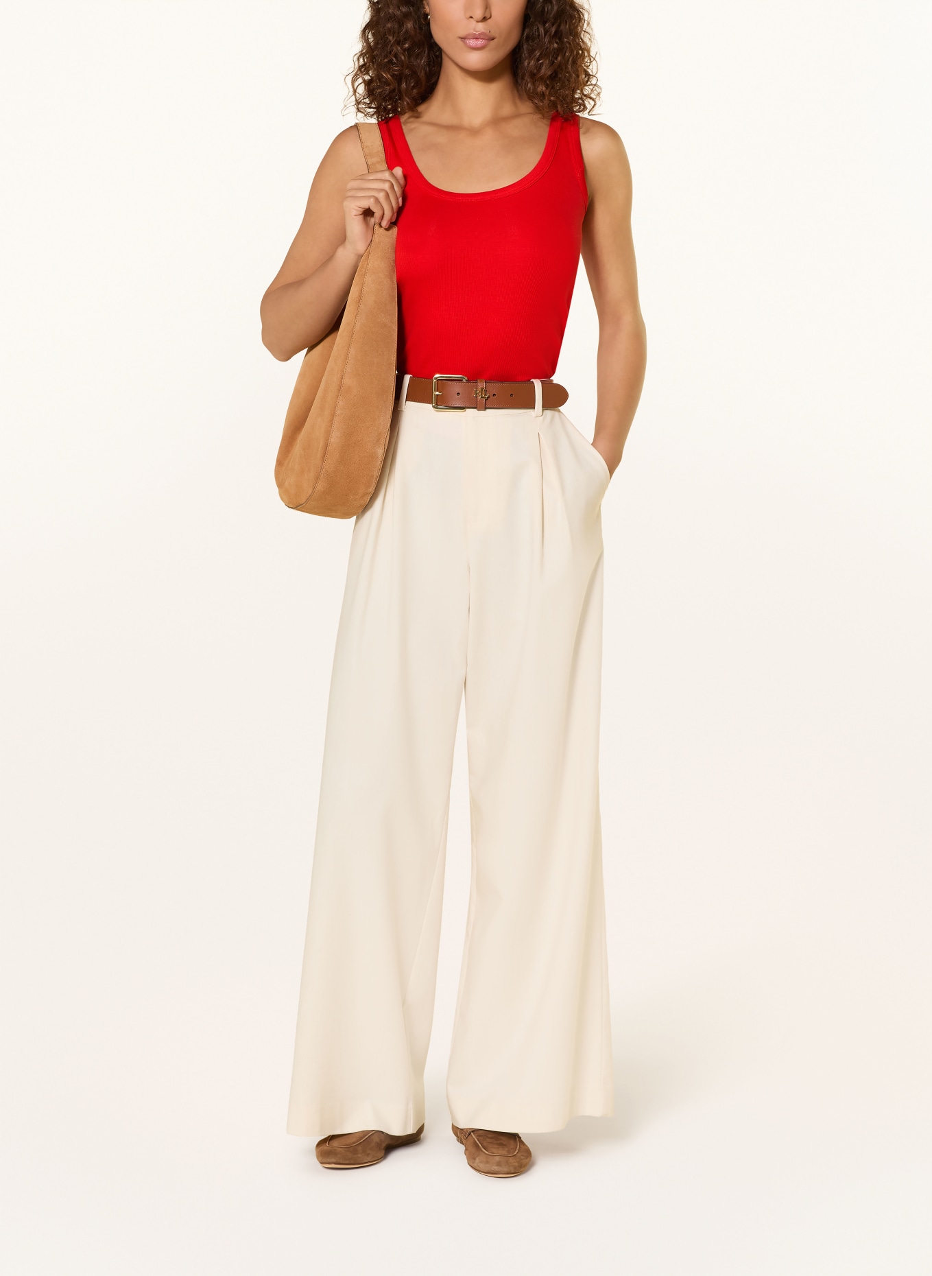 monari Nahoru: ČERVENÁ