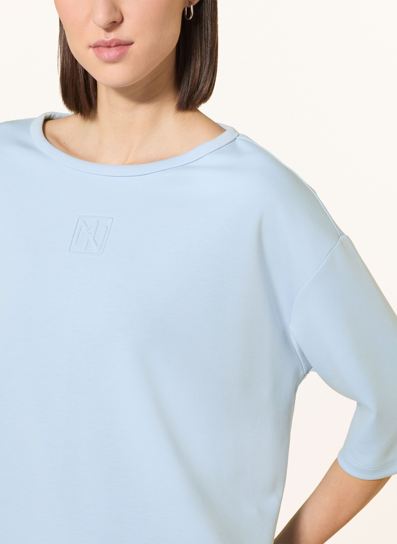 monari T-shirt: LIGHT BLUE