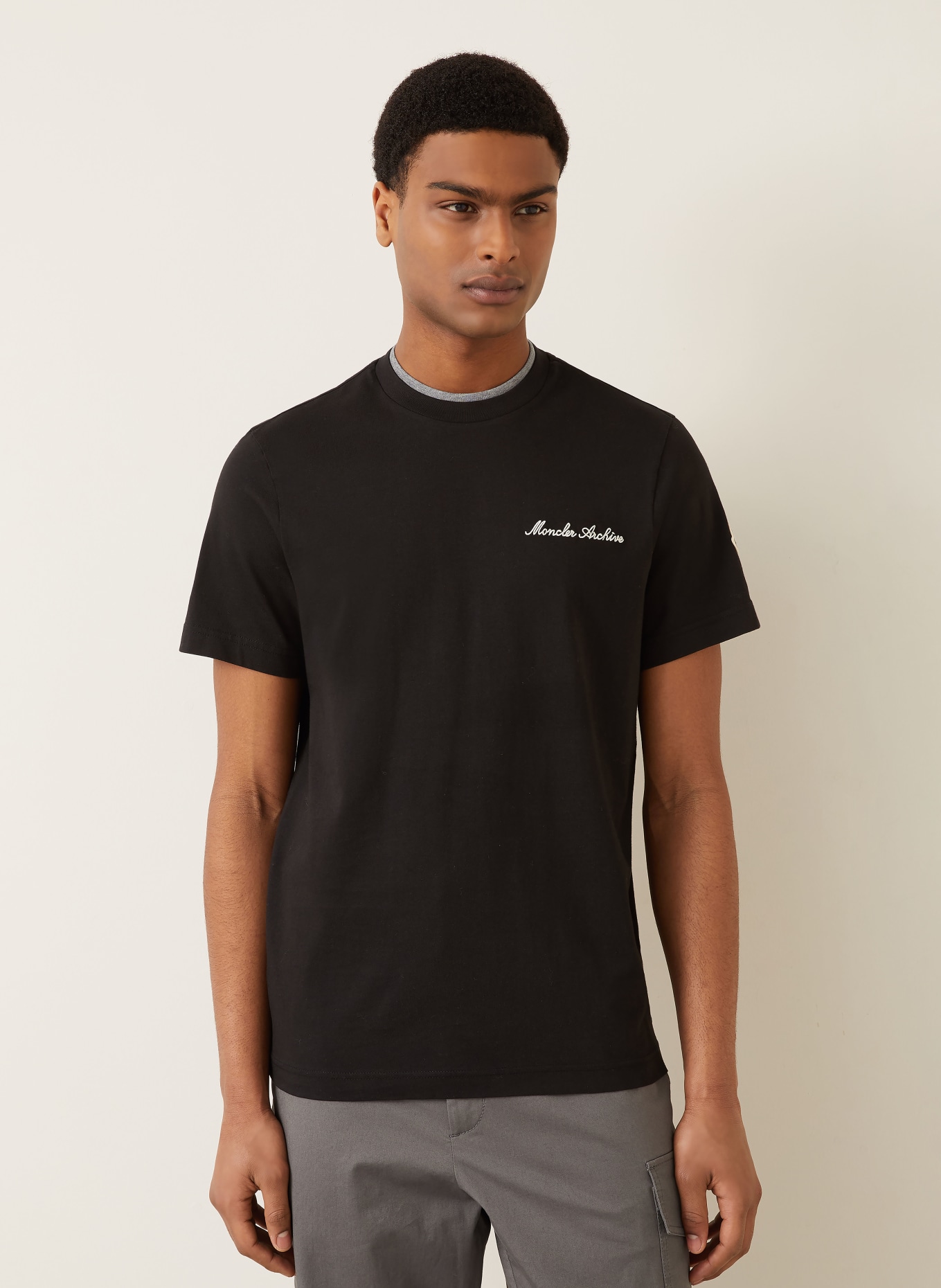 MONCLER T-Shirt: SCHWARZ / GRAU