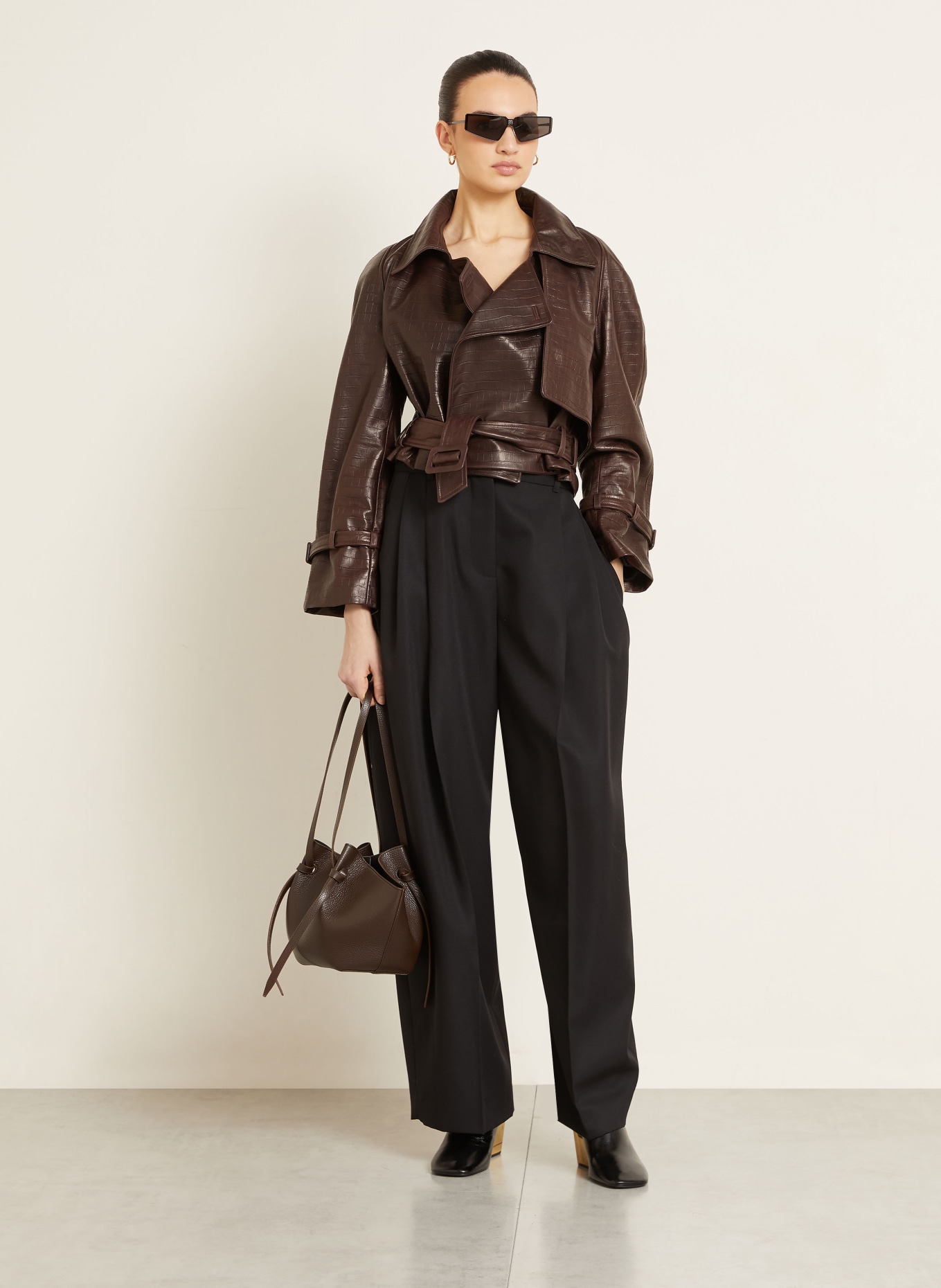 YUZEFI MOCHI shoulder bag: DARK BROWN