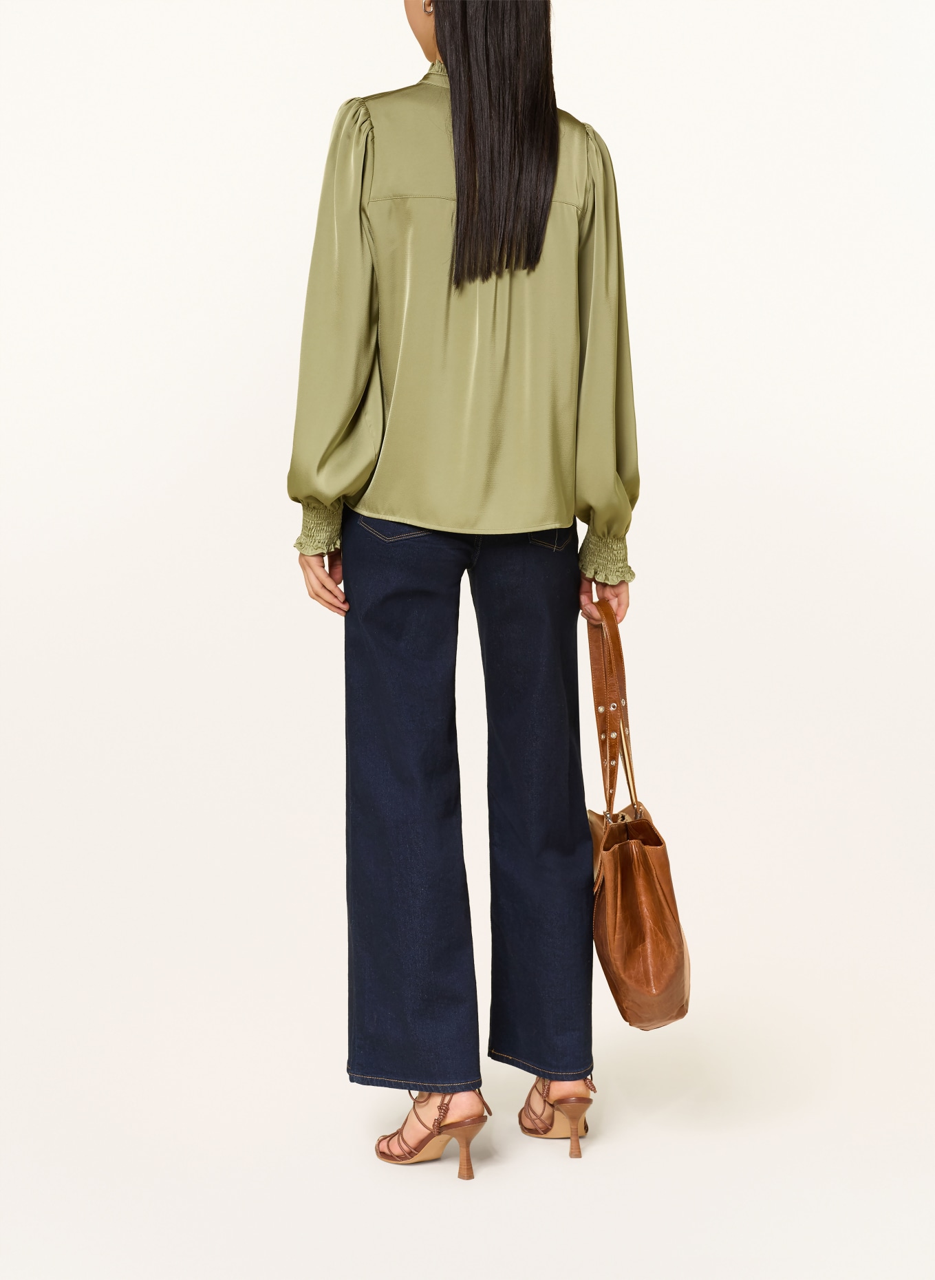 NEO NOIR Satinbluse ZAMOLA mit Volants: HELLGRÜN