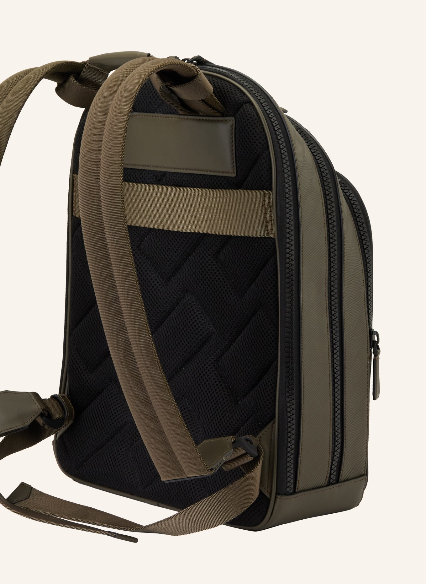 MONTBLANC Plecak EXTREME 3.0 MEDIUM: KHAKI / CZARNY