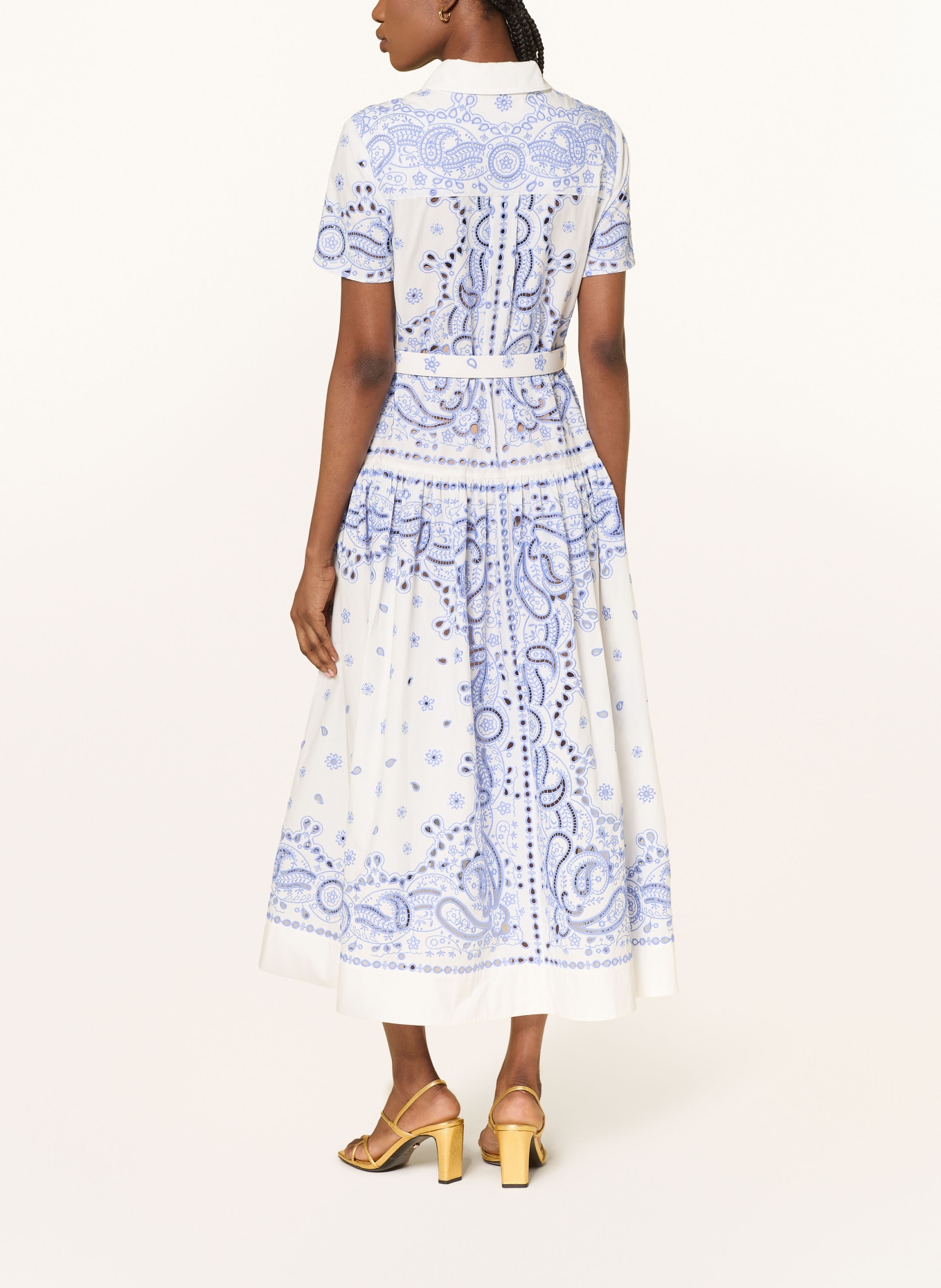 self-portrait Hemdblusenkleid mit Lochspitze: WEISS / HELLBLAU