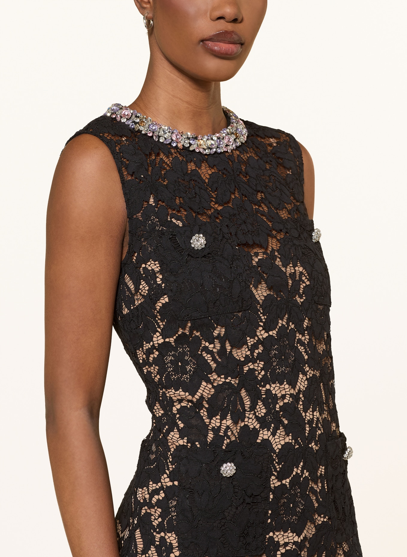 self-portrait Šaty z krajky s ozdobnými kameny: ČERNÁ / SVĚTLE HNĚDÁ