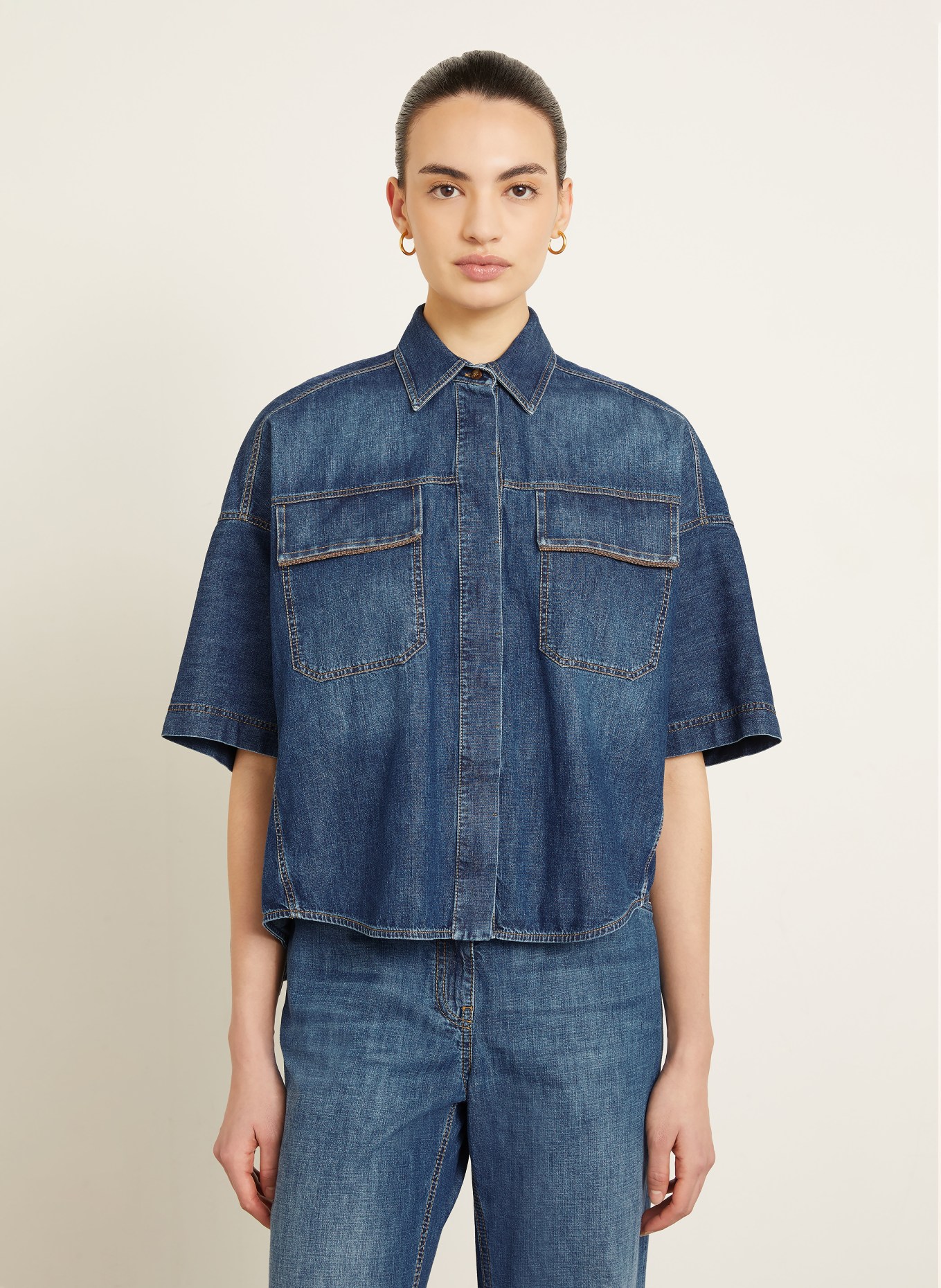 BRUNELLO CUCINELLI Jeansbluse mit Schmucksteinen: BLAU