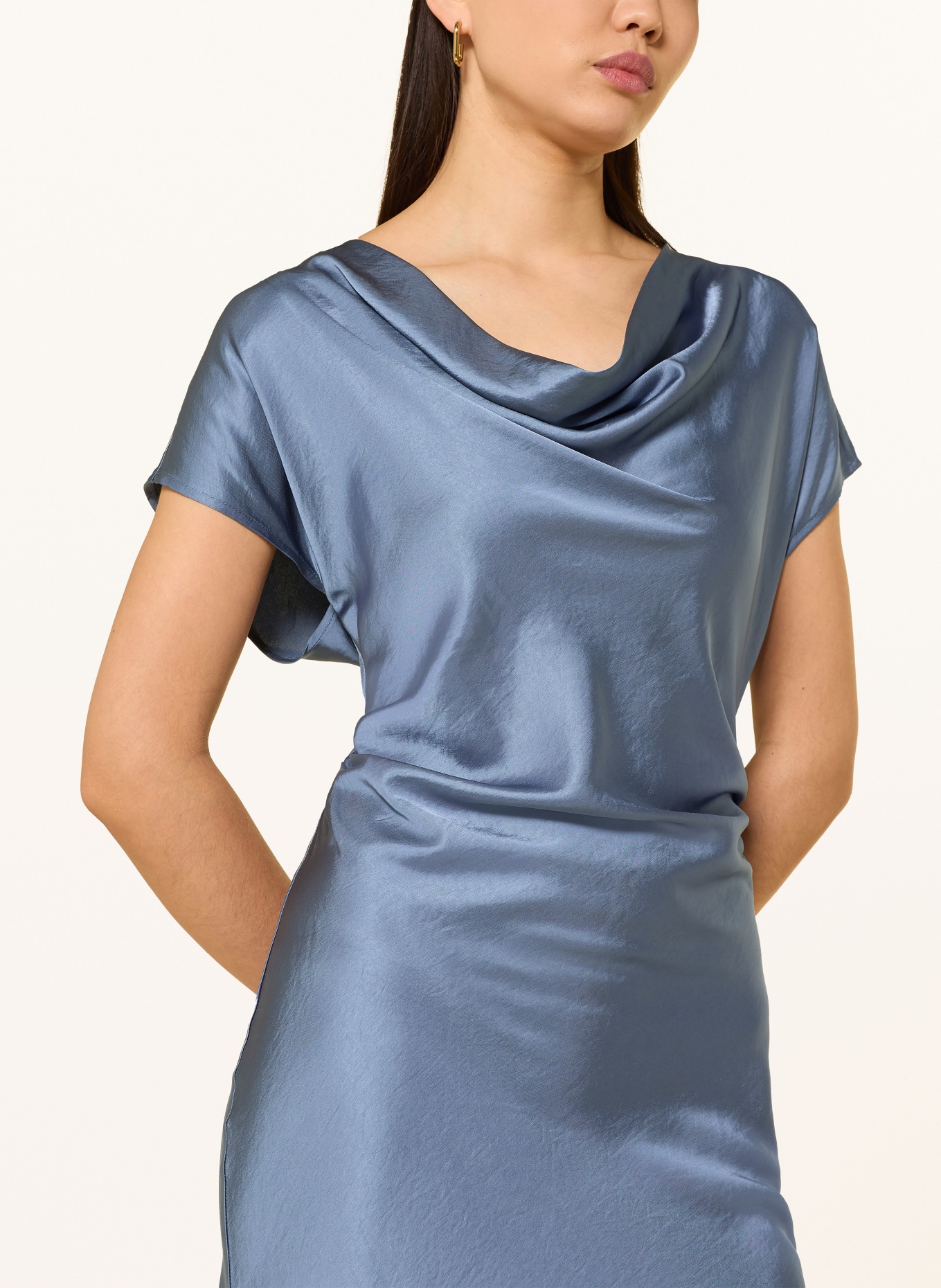 co'couture Satinkleid: BLAUGRAU