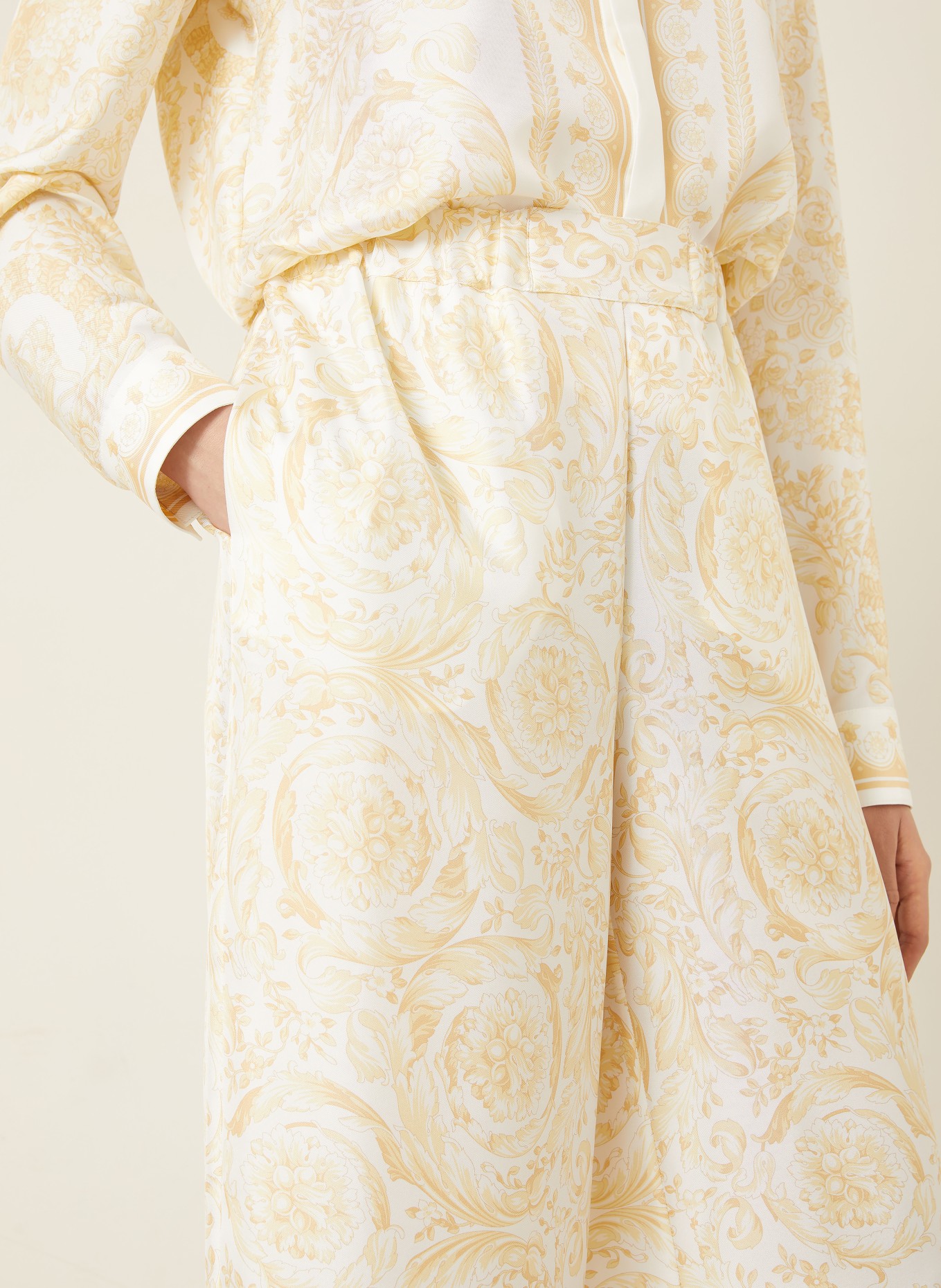 VERSACE Marlenehose aus Seide: HELLGELB / DUNKELGELB / GELB