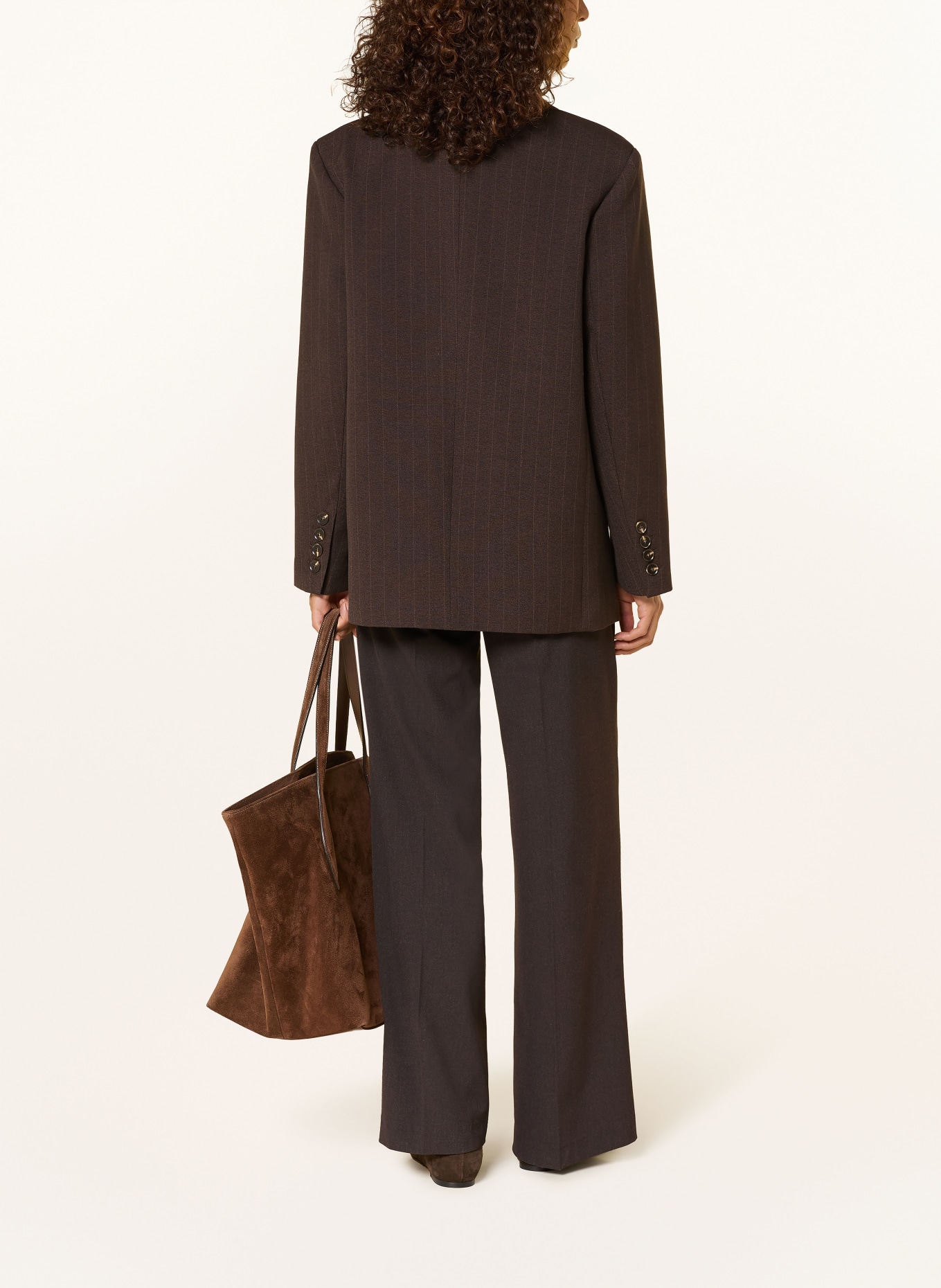 NEO NOIR Oversized sako GABY: TMAVĚ HNĚDÁ