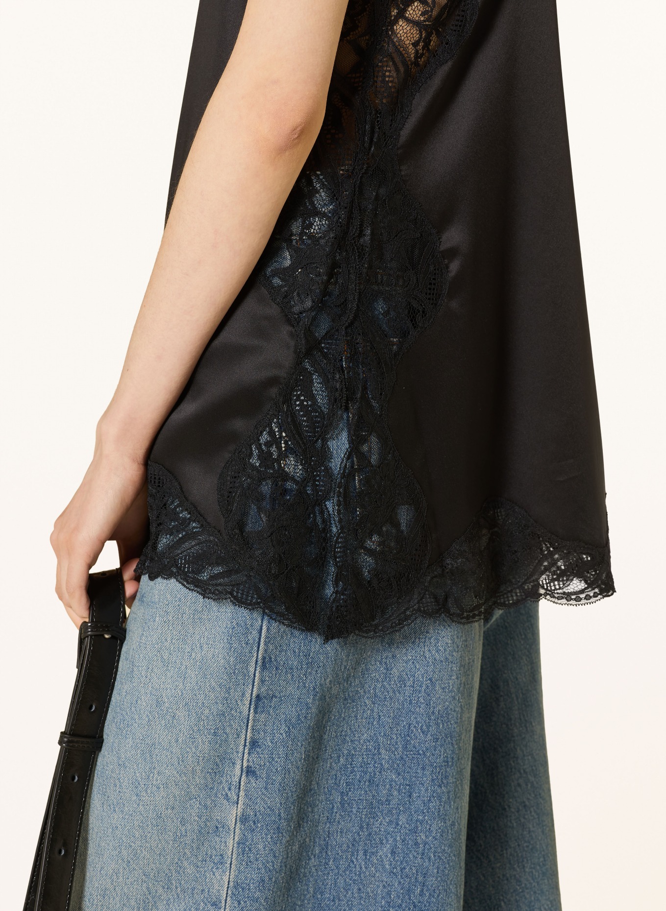 MRS & HUGS Satin top with lace: BLACK